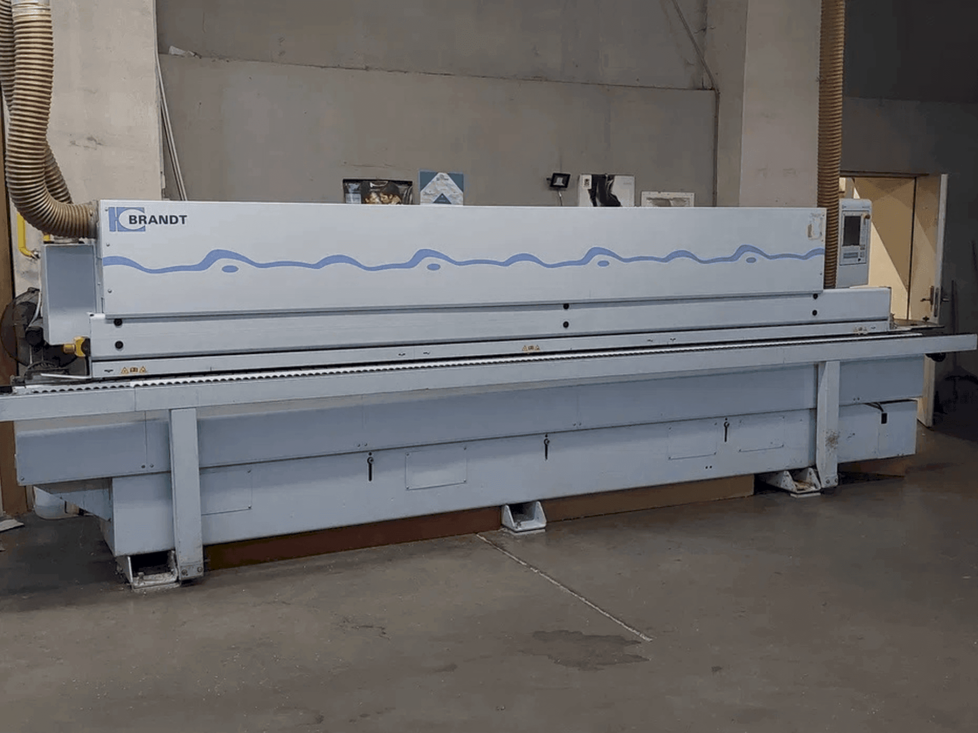 Vista frontale della macchina BRANDT Optimat KDF 650 C