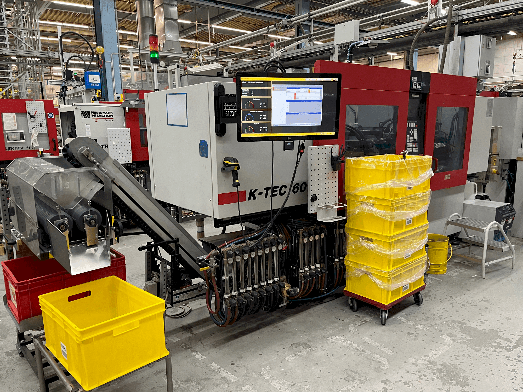 Vista frontale della macchina FERROMATIK K-TEC 60 S