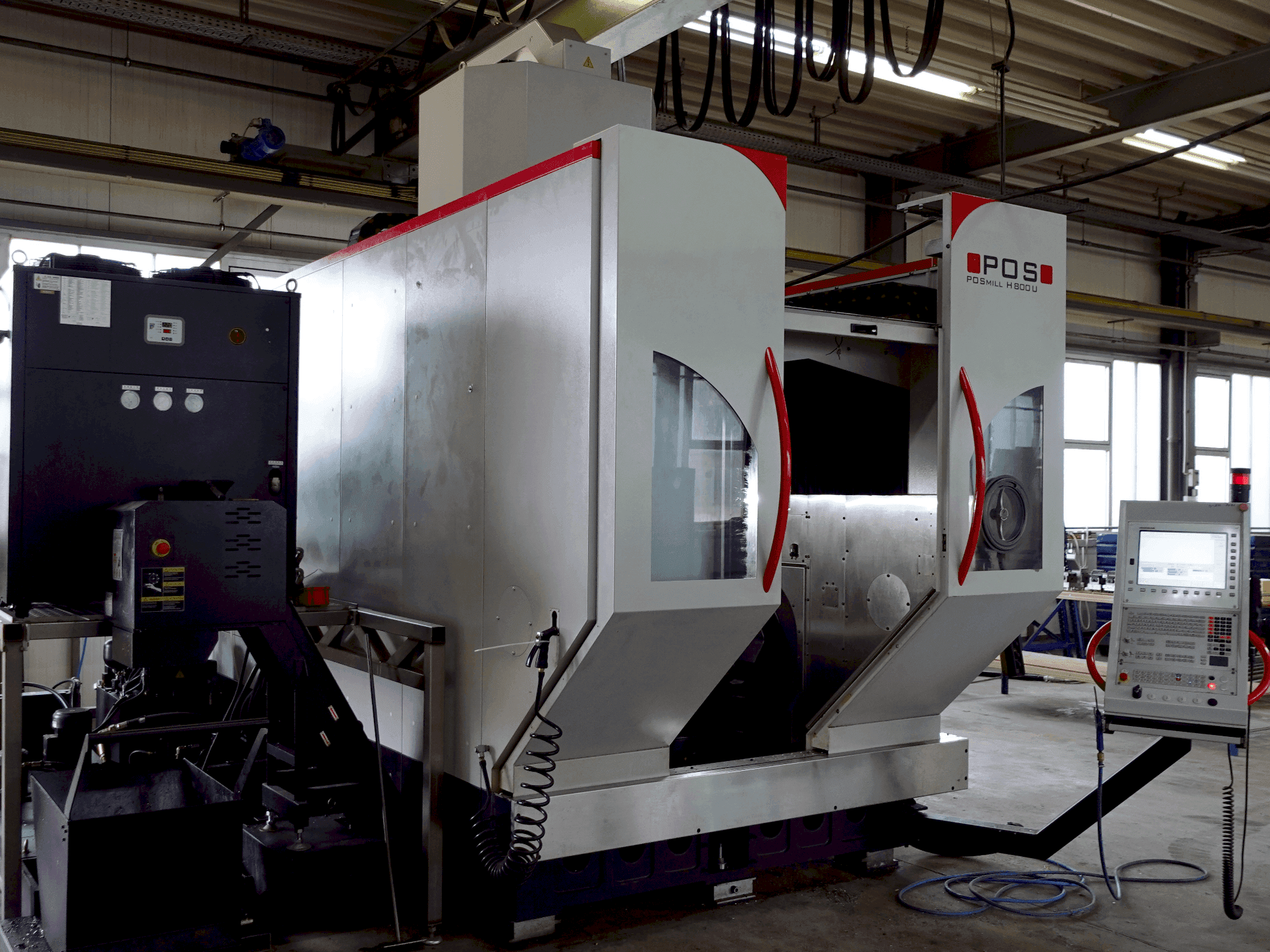 Vista frontale della macchina POSmill H 800 U