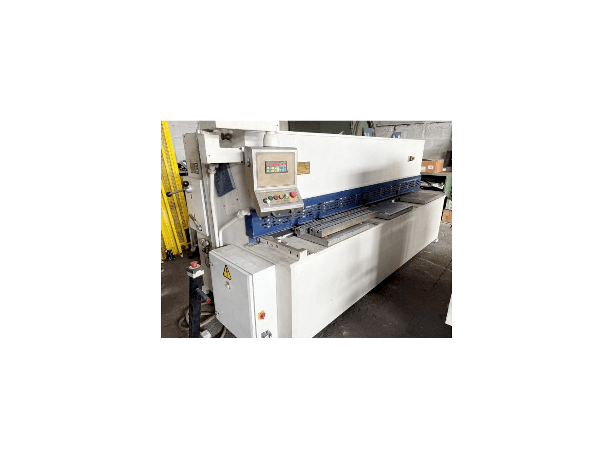 Vista frontale della macchina ALPA COF 3050mm x 4/6mm