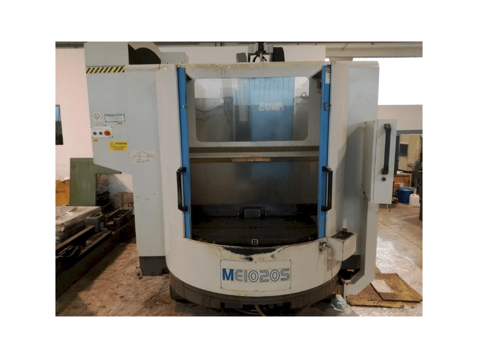 Vista frontale della macchina EUMATECH ME-1020 S