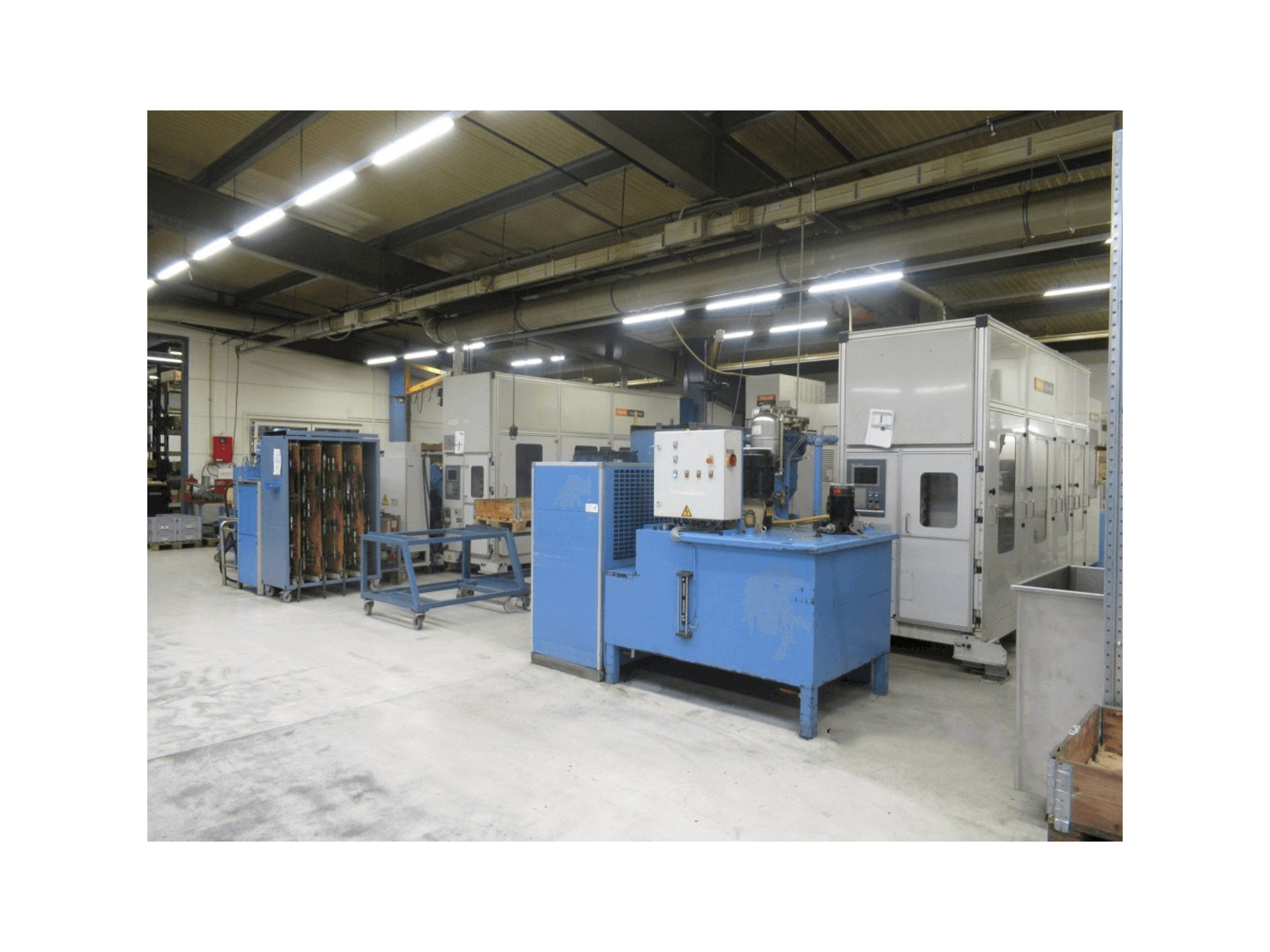 Vista frontale della macchina Mazak PALLETECH Automation System Production Line
