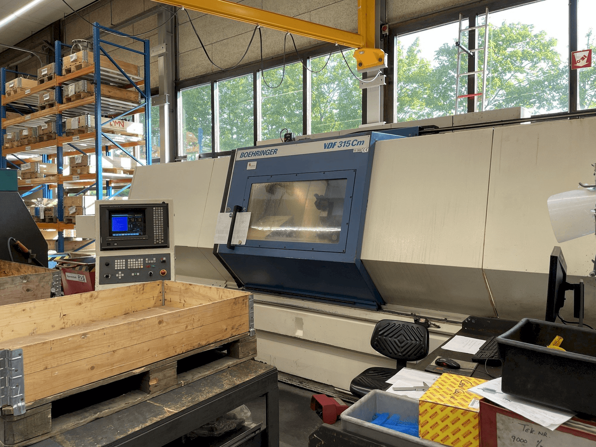 Vista frontale della macchina BOEHRINGER VDF 315 CM