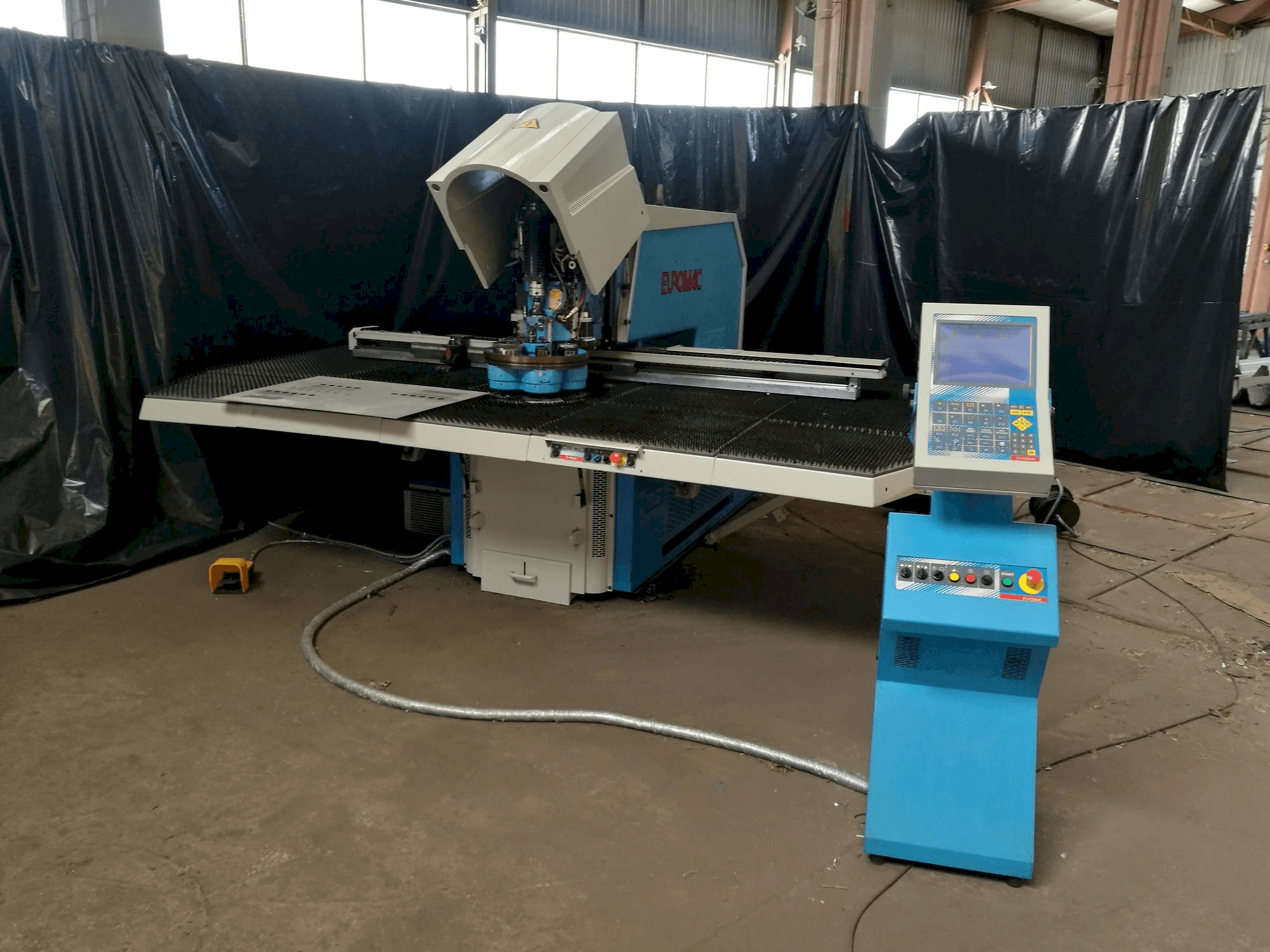 Vista frontale della macchina Euromac MTX INDEX