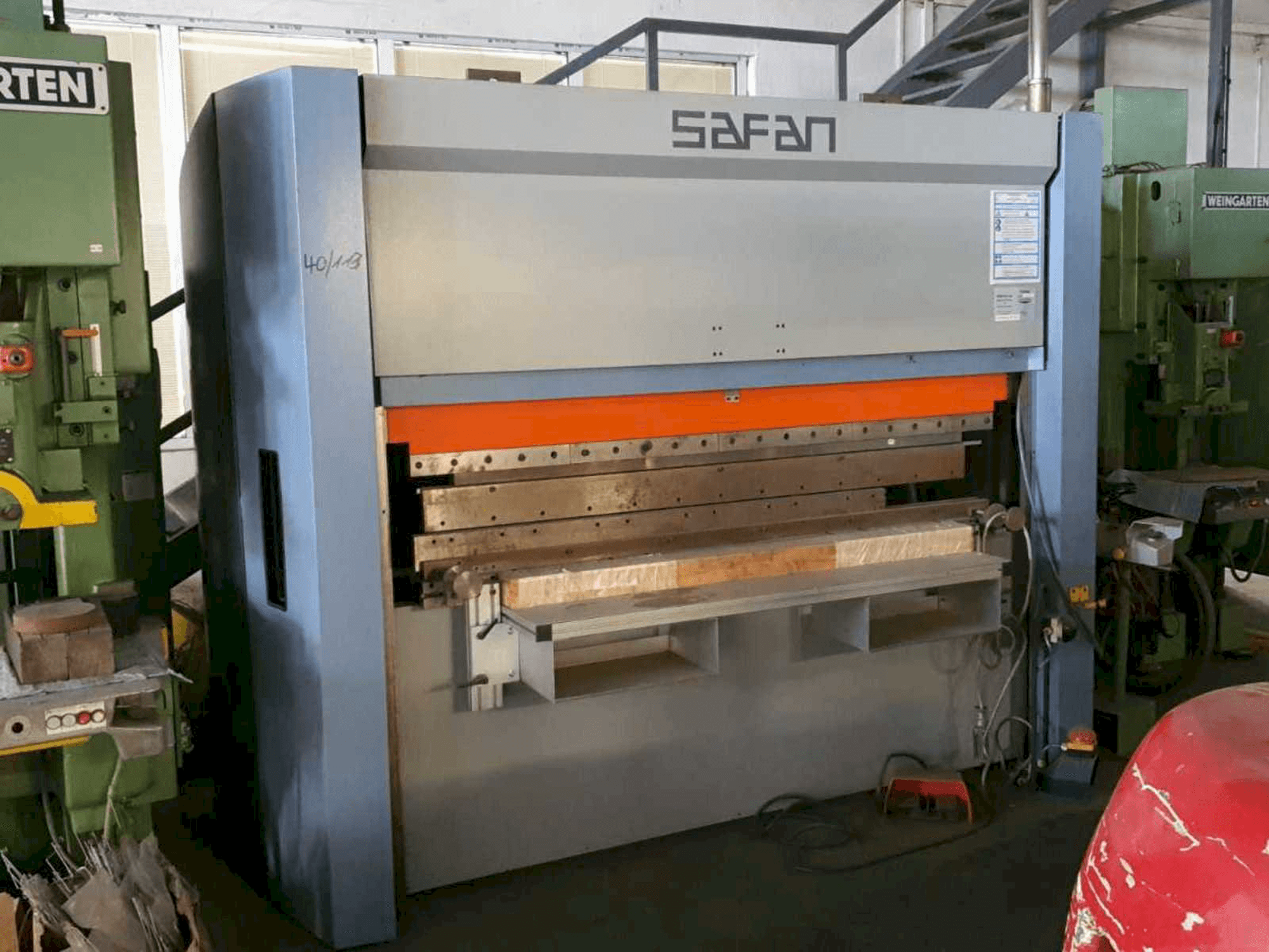 Vista frontale della macchina Safan SMK-K 40-2050 TS1