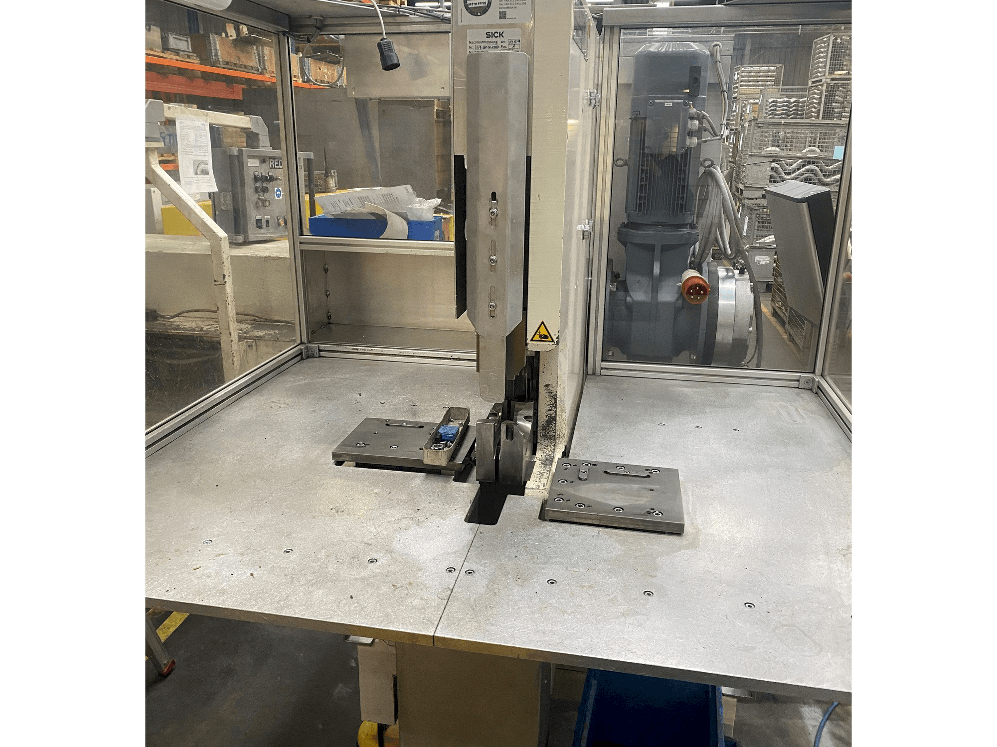 Vista frontale della macchina Schmidt und Remmert EMT80-2-F01