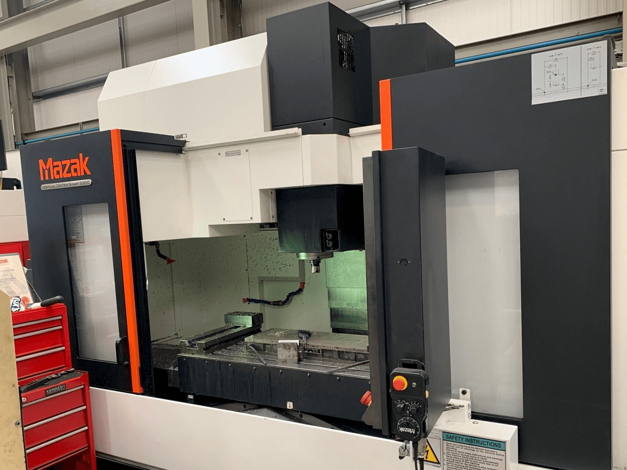 Vista frontale della macchina Mazak Smart 530C