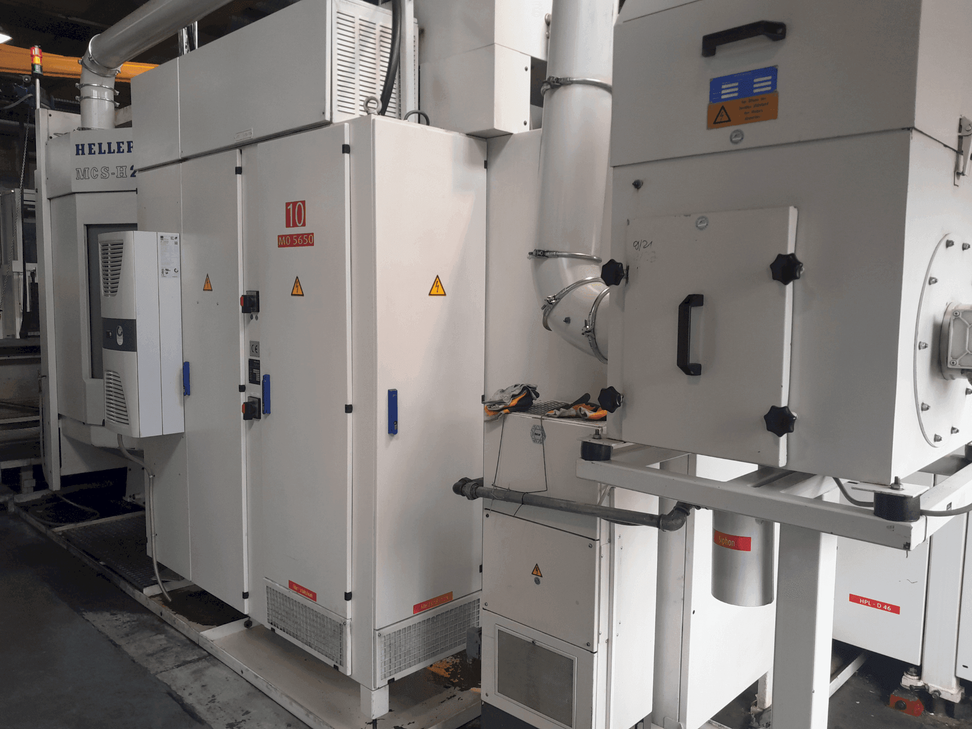 Vista frontale della macchina HELLER MCS-H 250