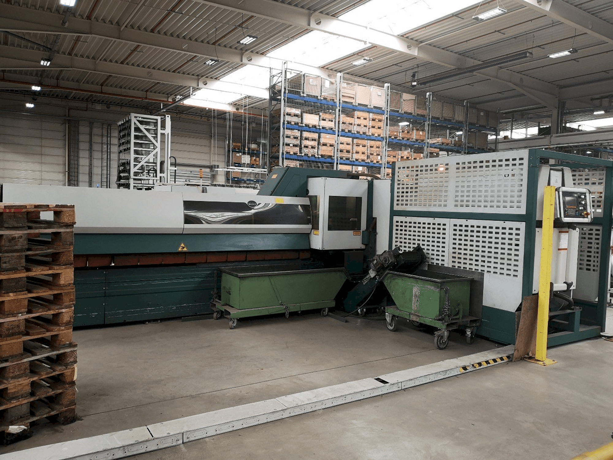 Vista lato sinistro della macchina BLM ADIGE LT 722