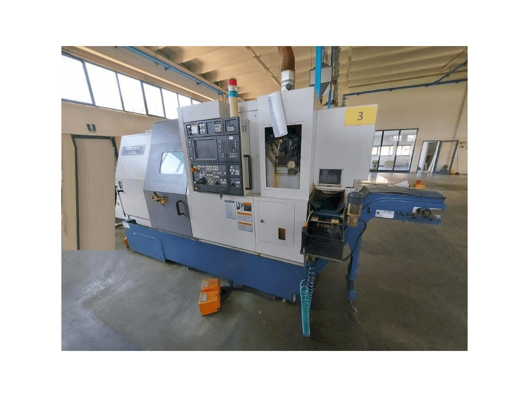 Vista frontale della macchina MORI SEIKI ZL 150SMC