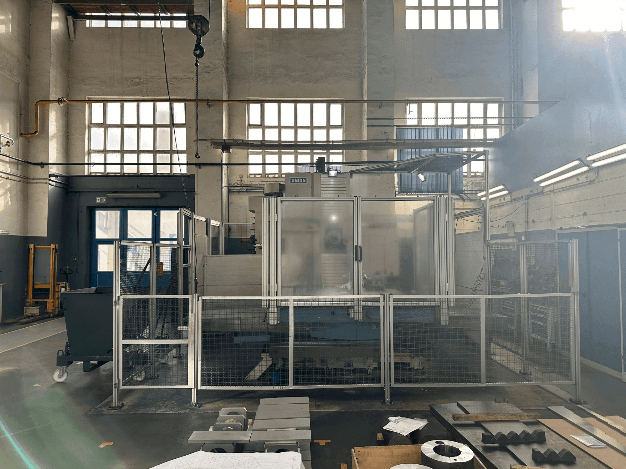 Vista frontale della macchina Union TC 110