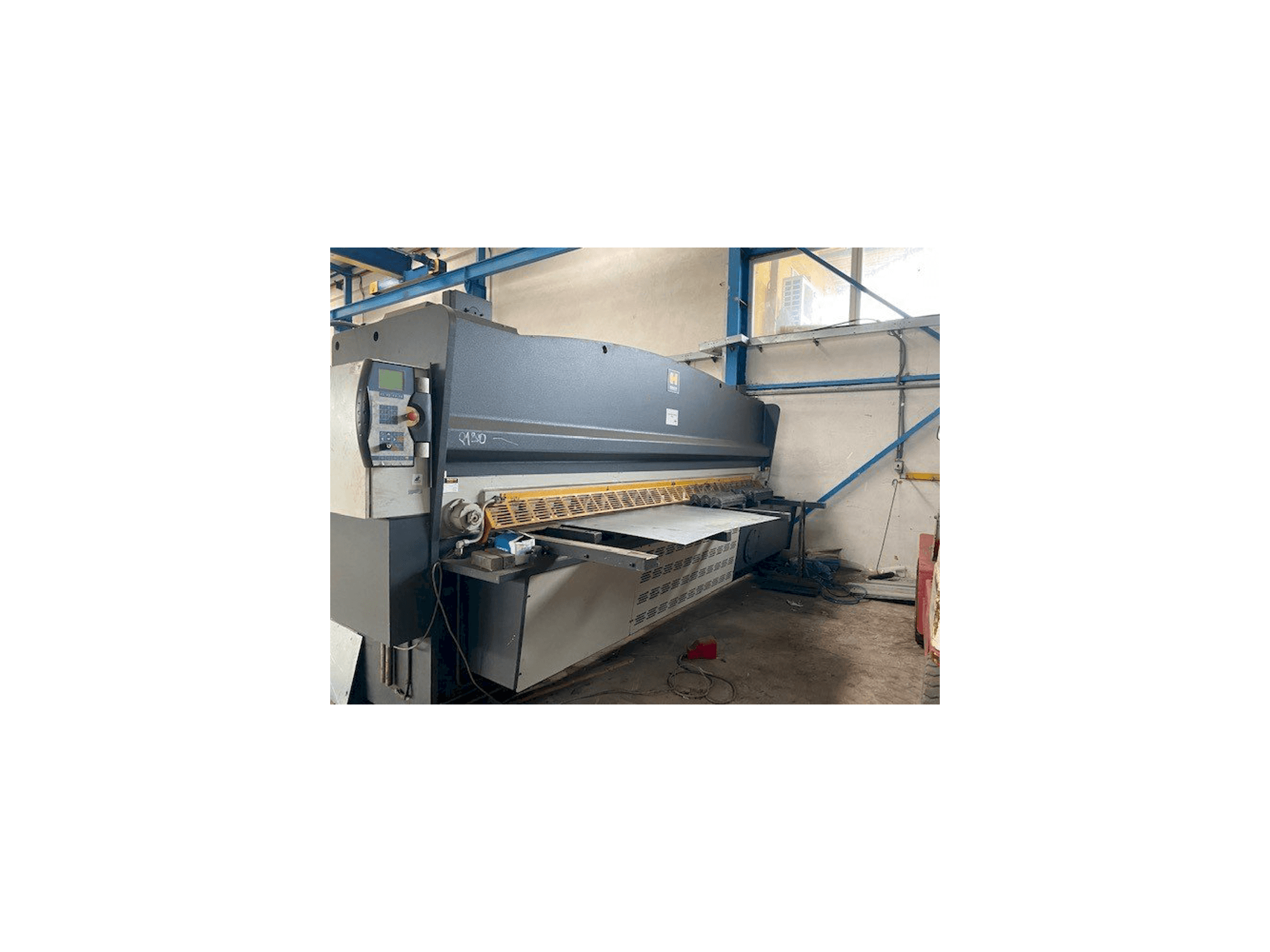 Vista frontale della macchina HACO HSLX 4014