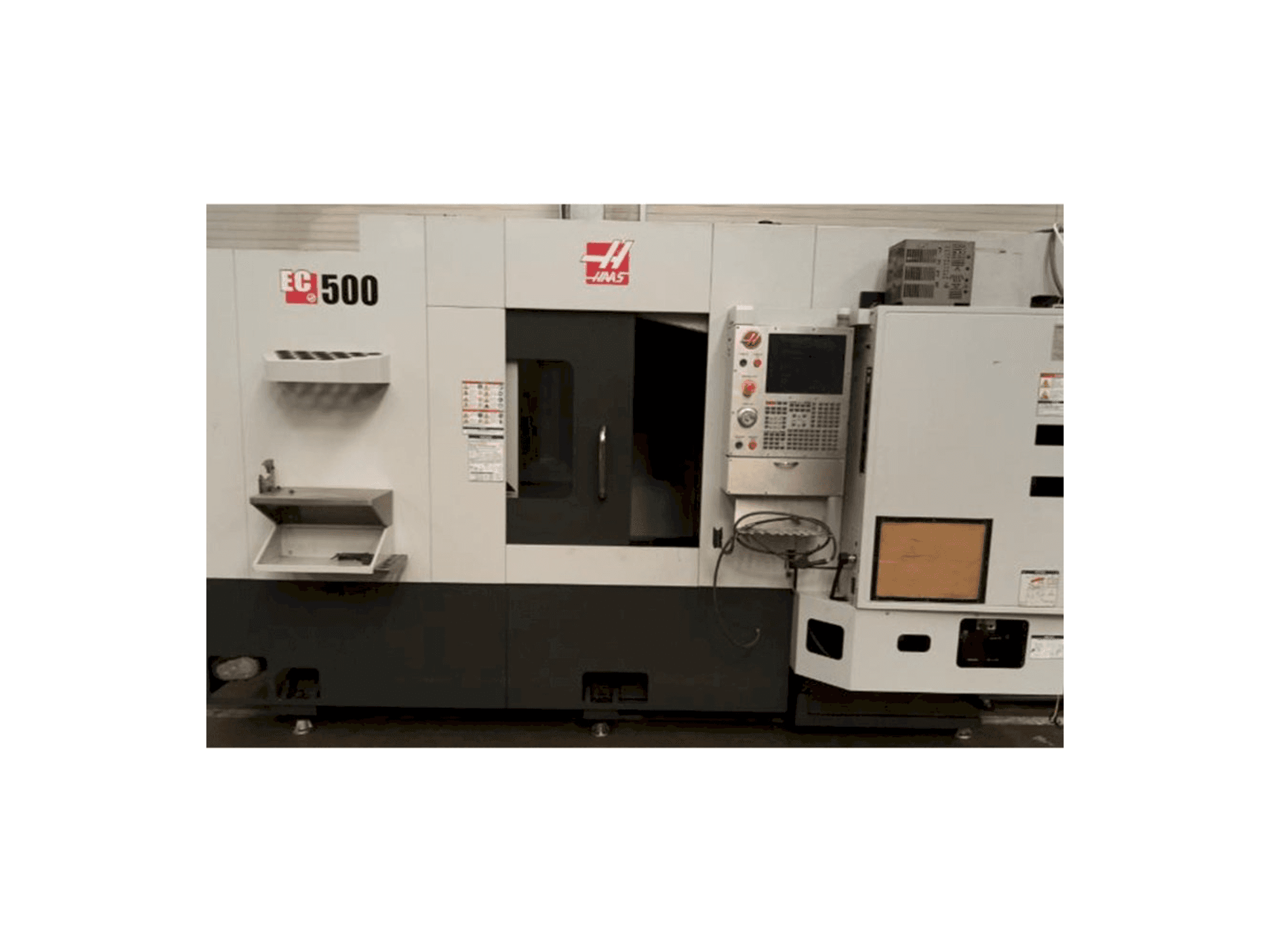 Vista frontale della macchina HAAS EC-500