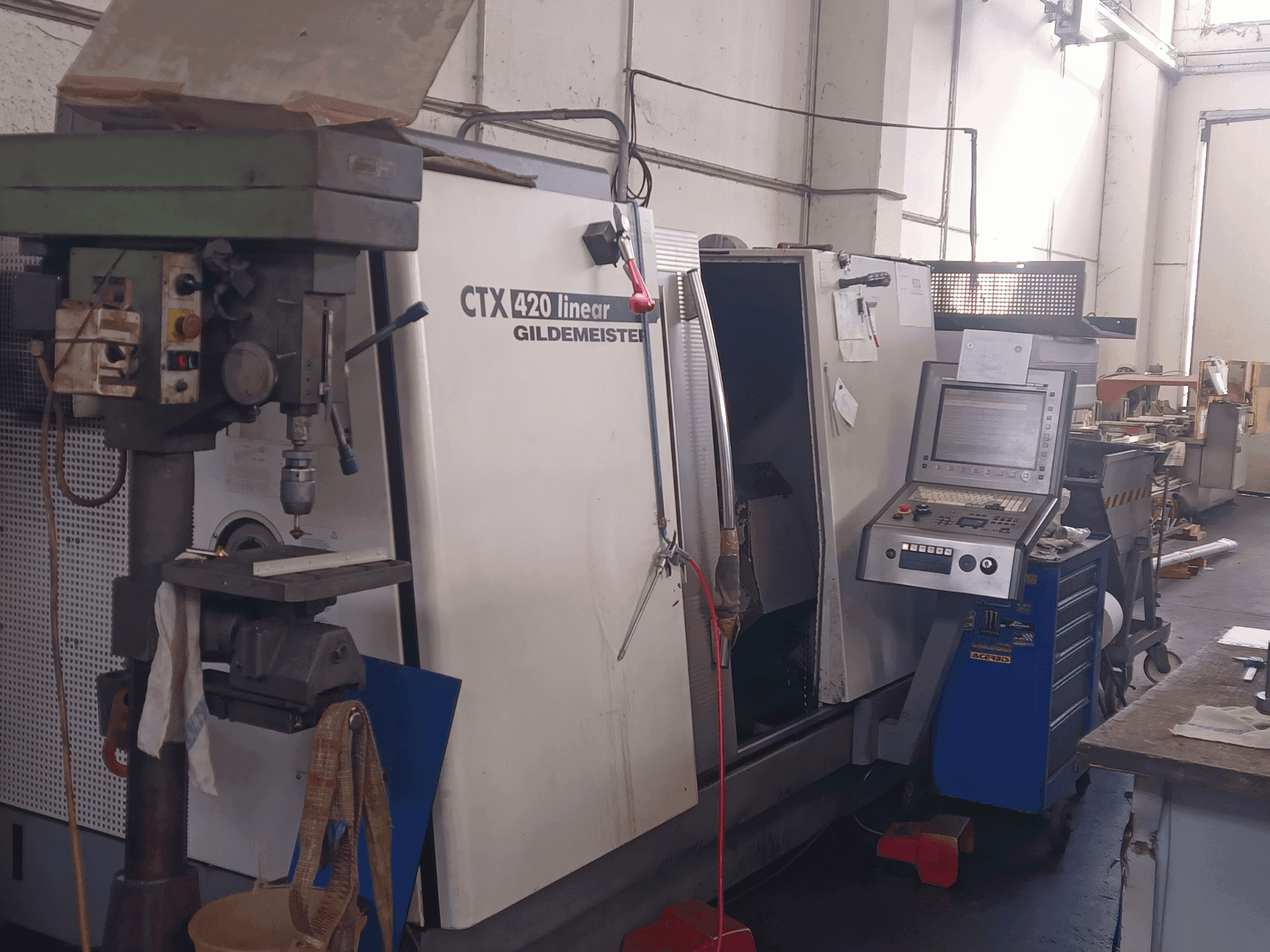 Vista frontale della macchina Gildemeister CTX 420 Linear