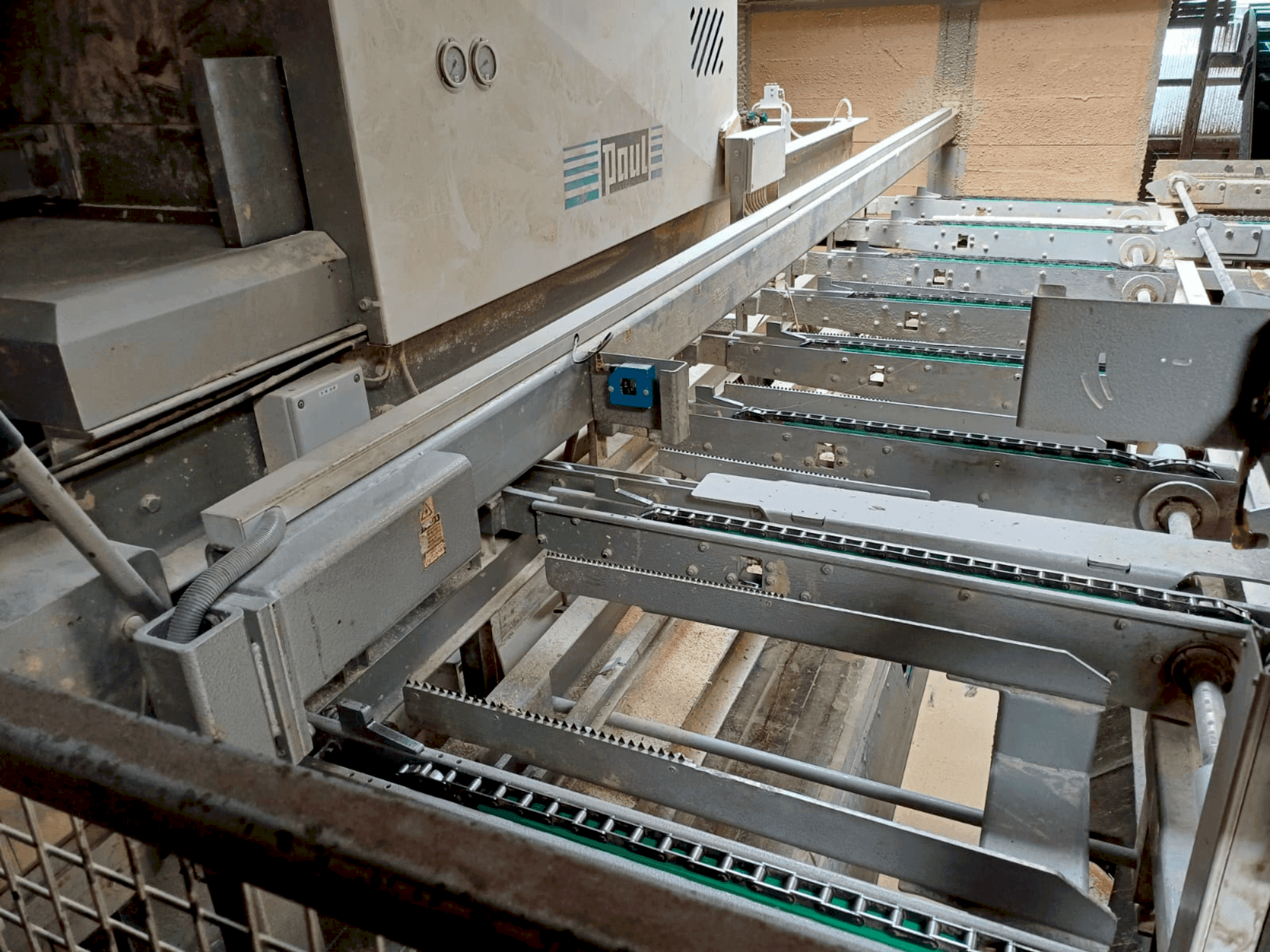 Vista frontale della macchina Paul Reinhardt BK 1000