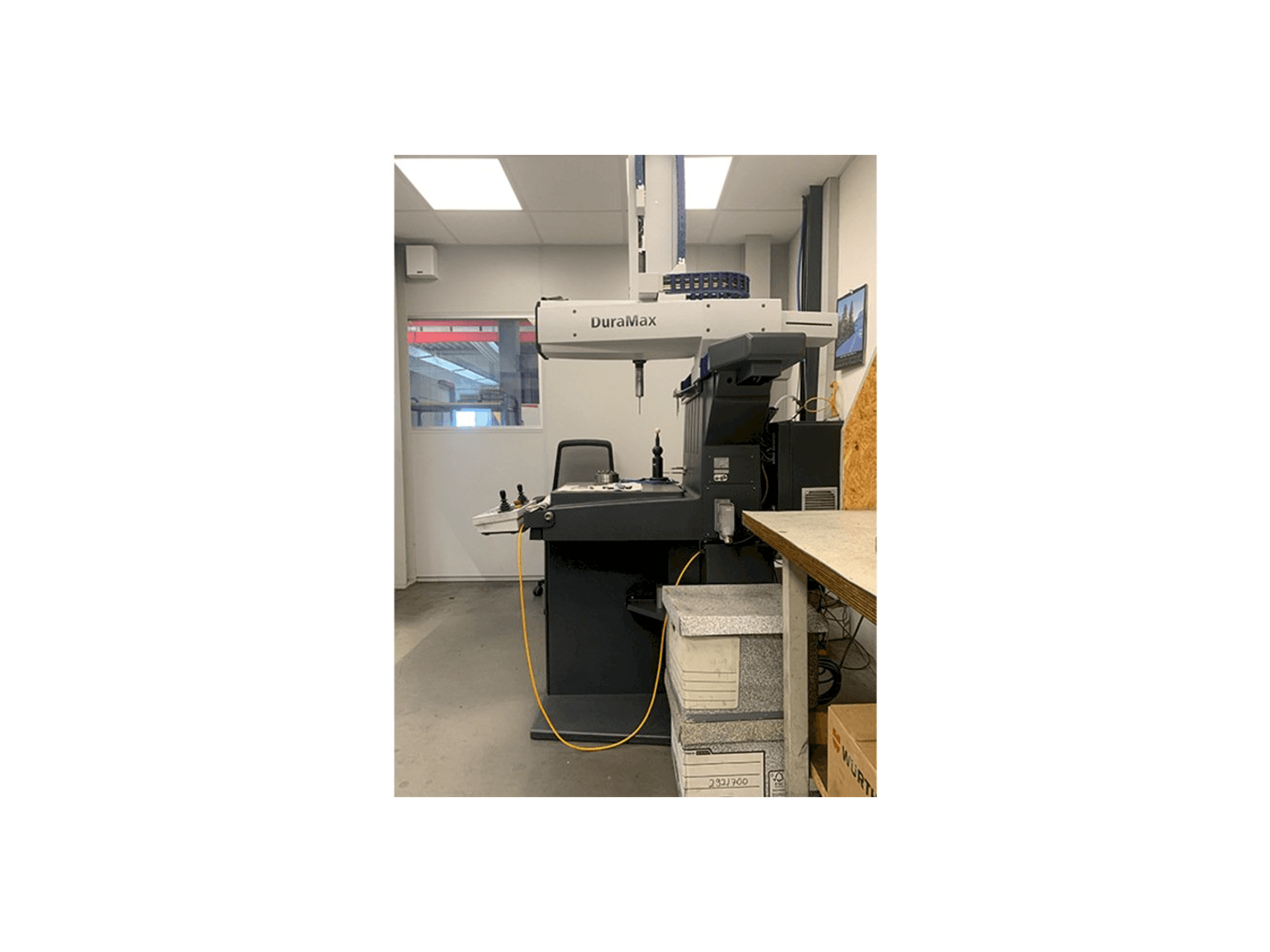 Vista frontale della macchina ZEISS Duramax 3-D