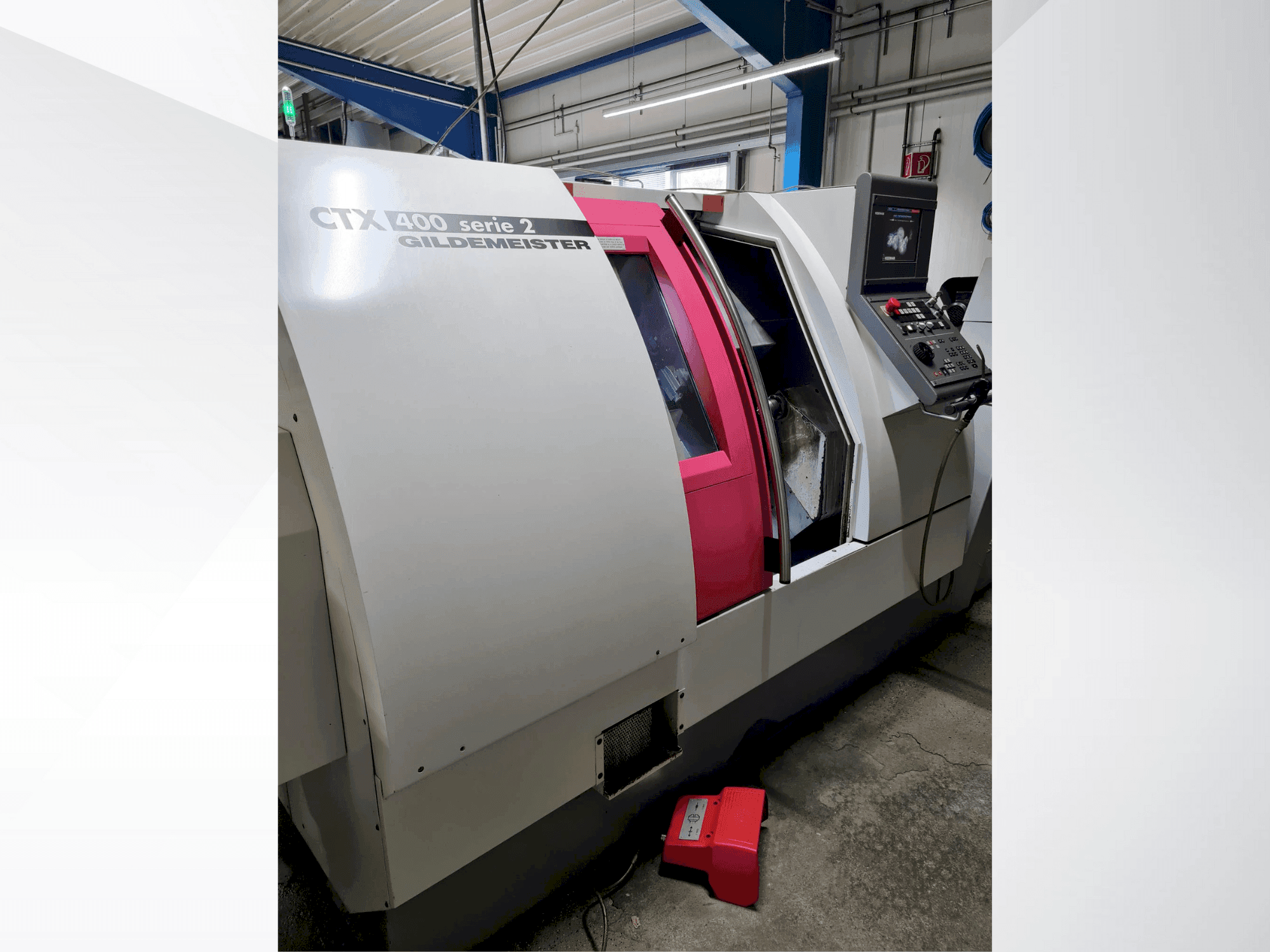 Vista frontale della macchina Gildemeister CTX 400 S2