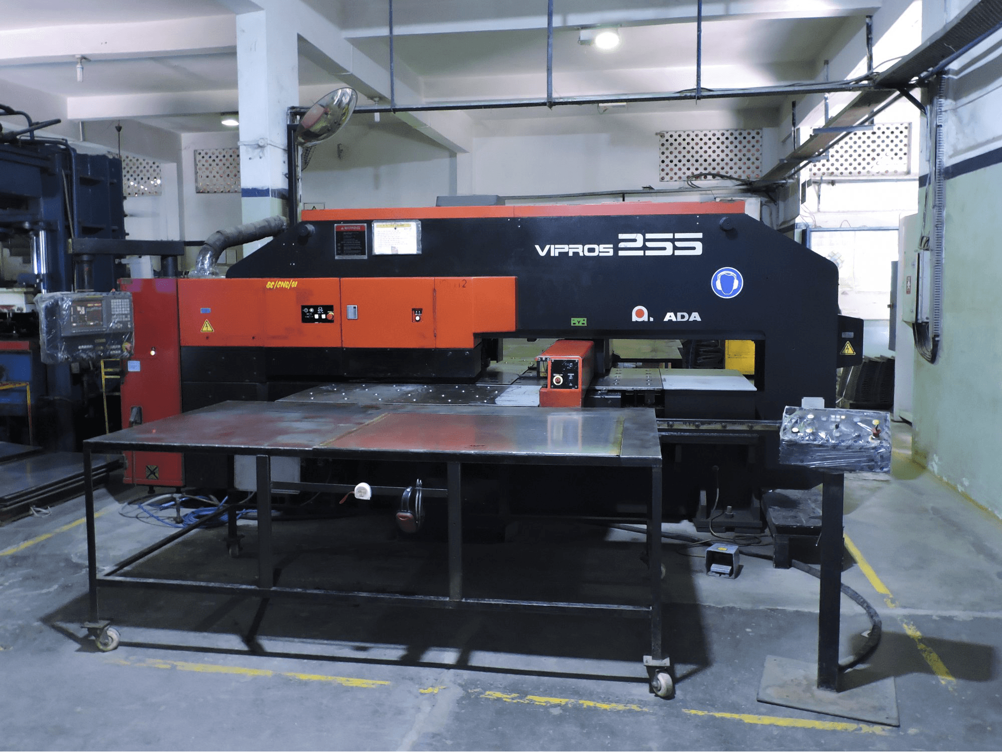 DMG MORI DMC 64 V linear Vista lato destro