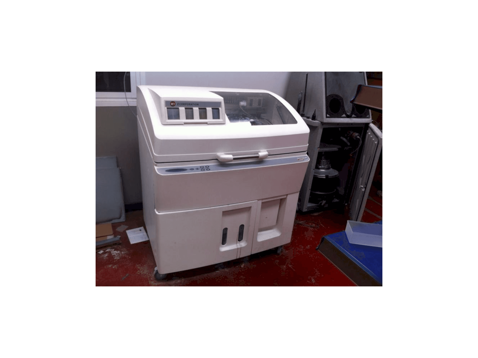 Vista frontale della macchina Spectrum Z510