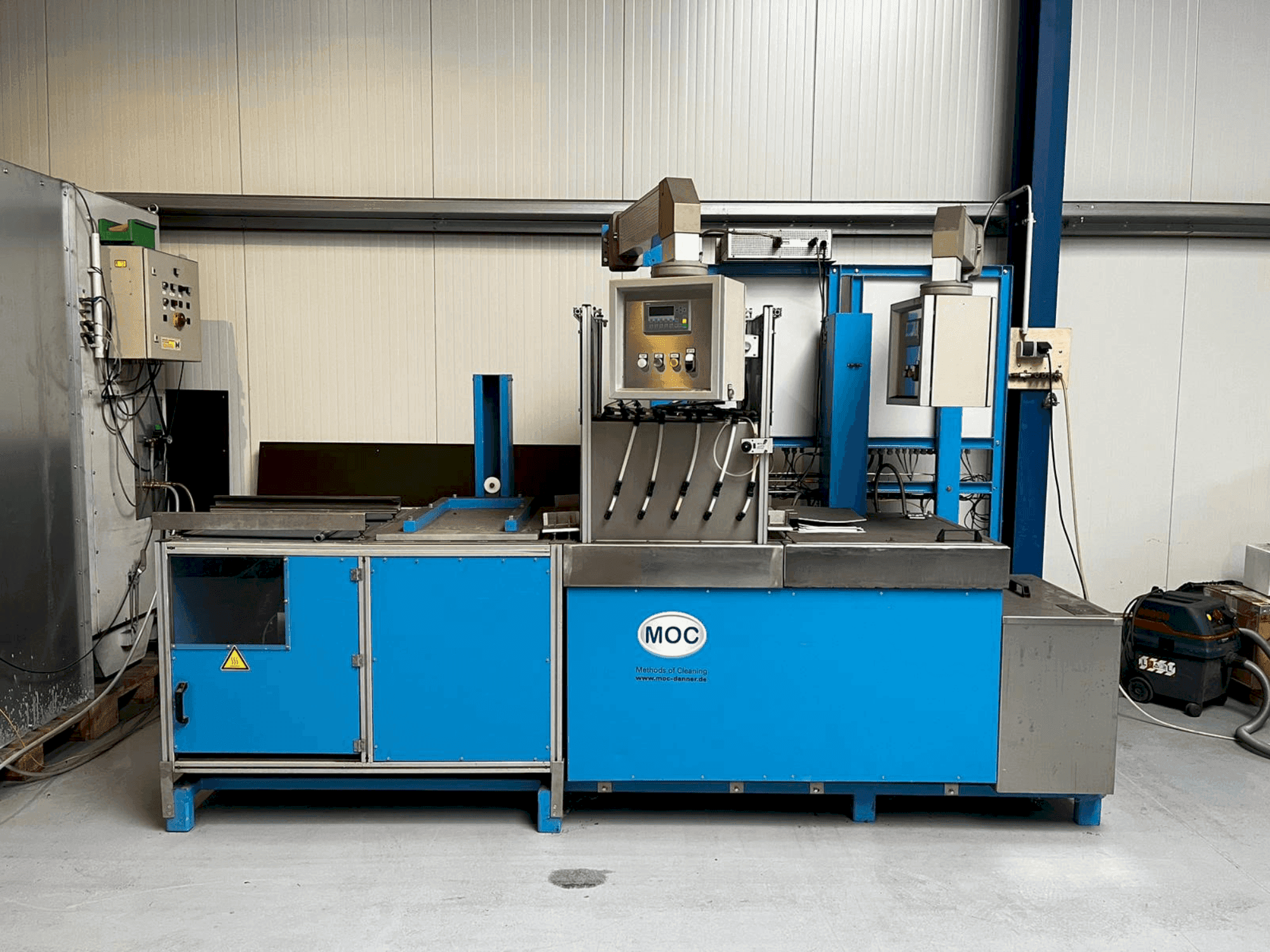 Vista frontale della macchina MOC Danner S60