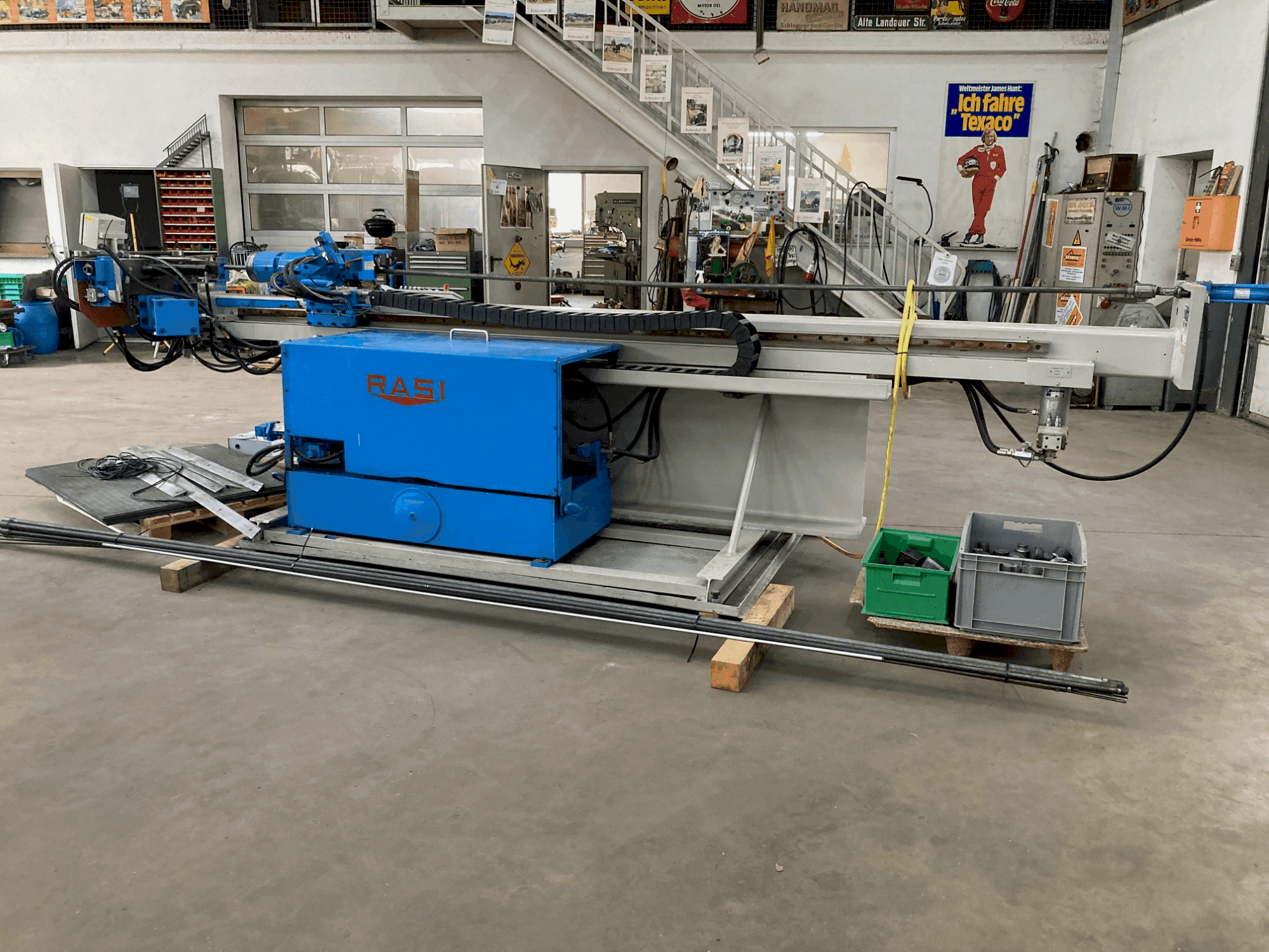 Vista frontale della macchina Rasi S80.2 V3