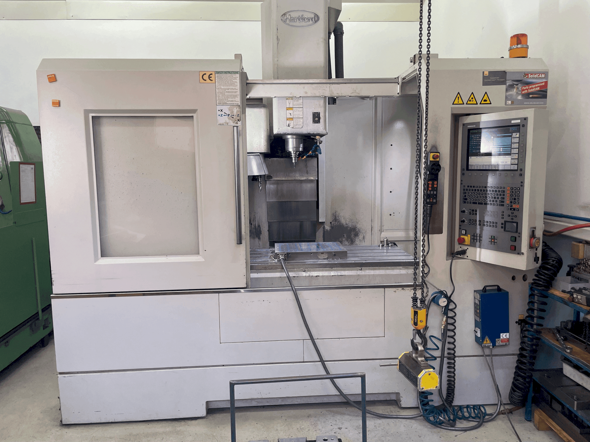 Vista frontale della macchina HARTFORD Pro 1000