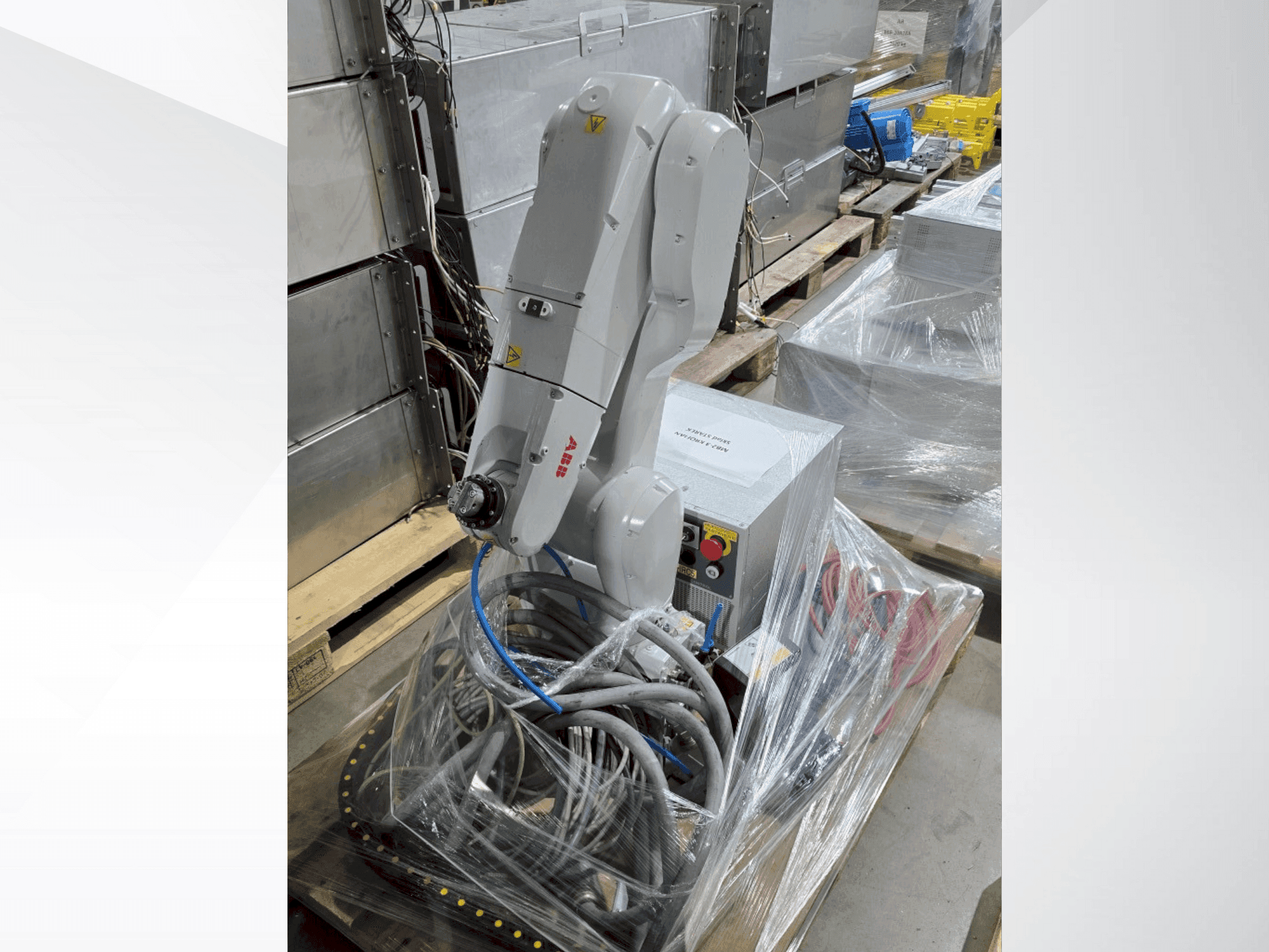 Vista frontale della macchina ABB IRB 1200-5/0.9 (2023)