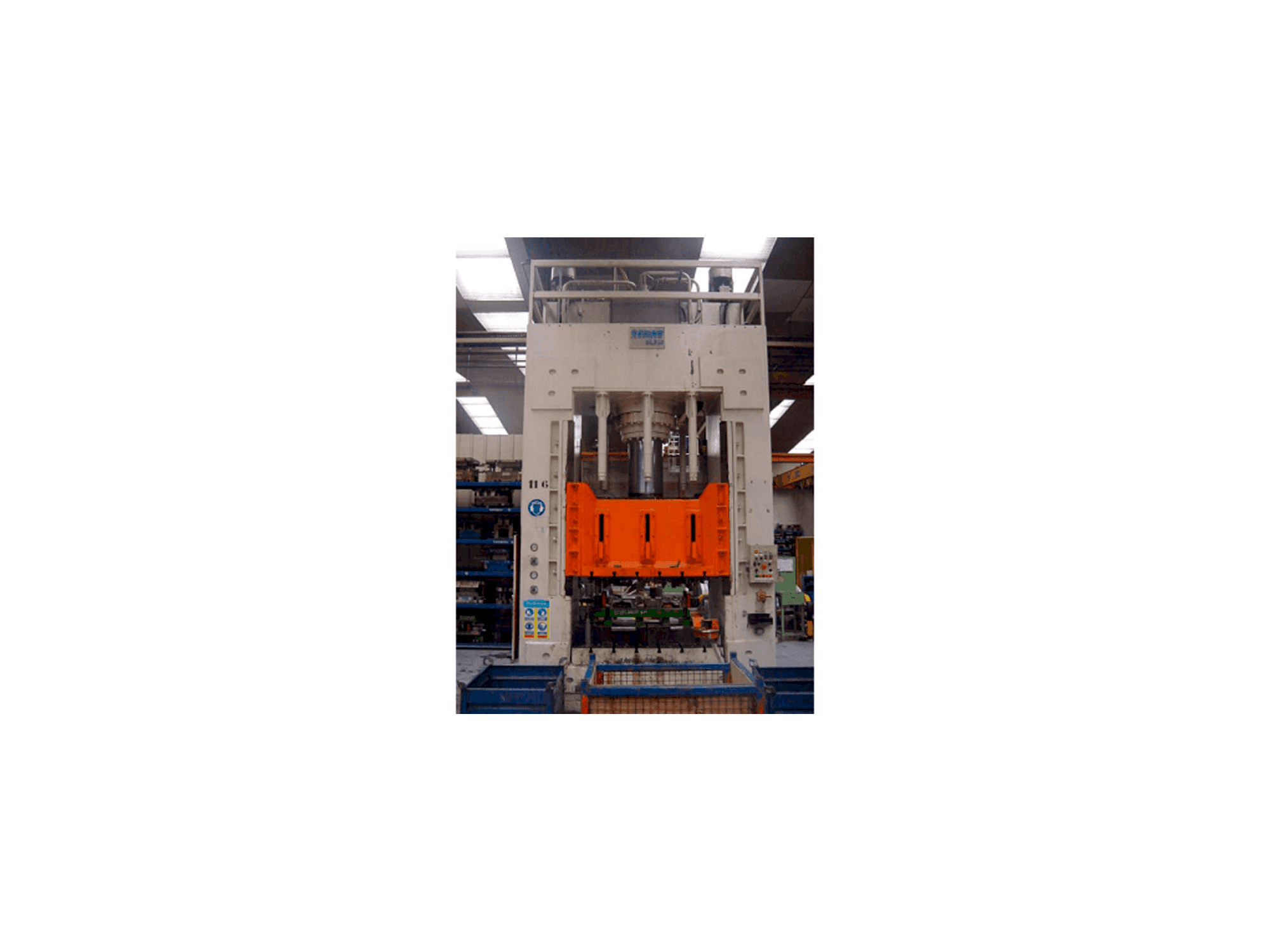 Vista frontale della macchina REHINE 91/A300