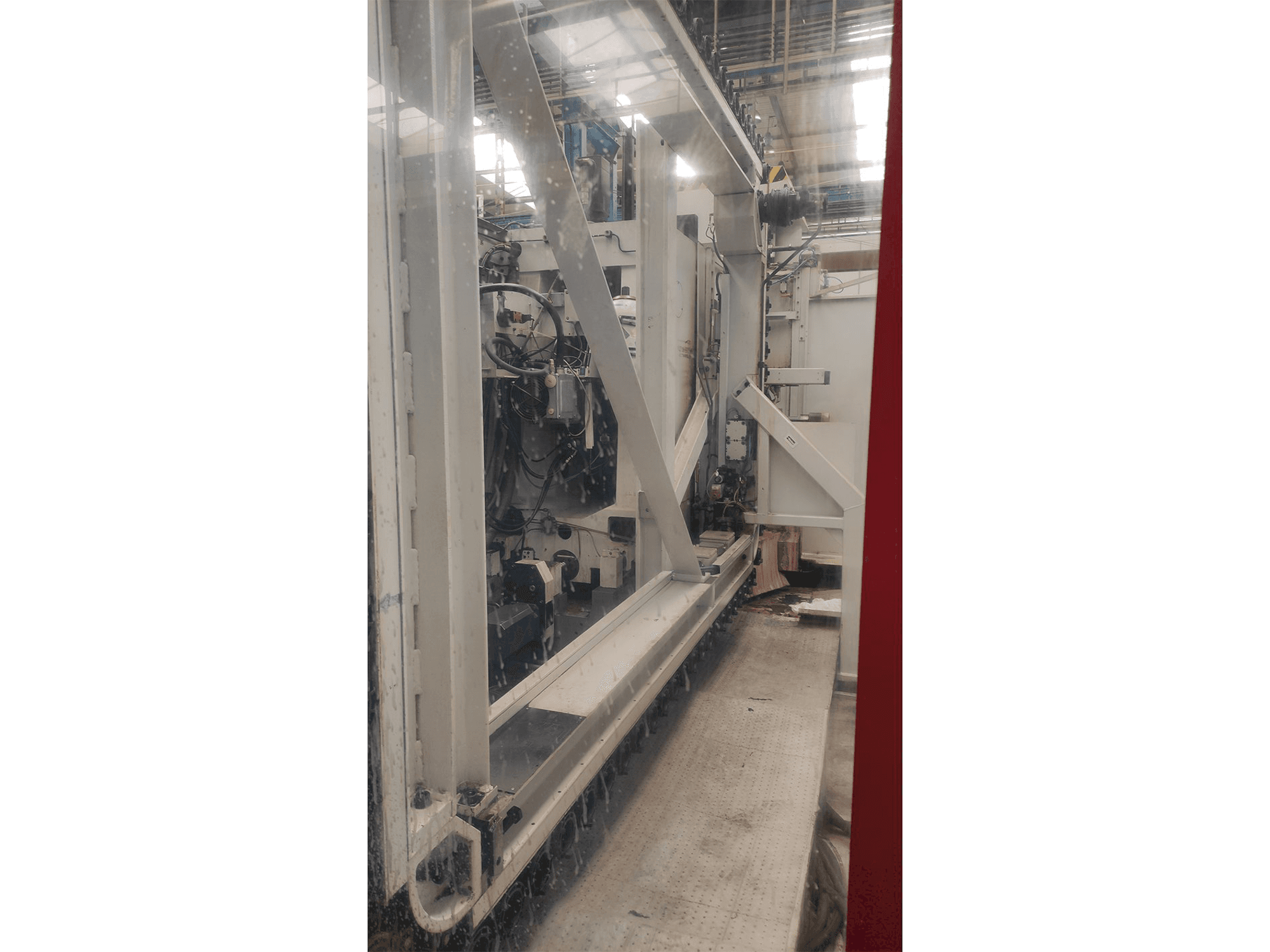 Vista frontale della macchina Starrag Heckert CWK 500