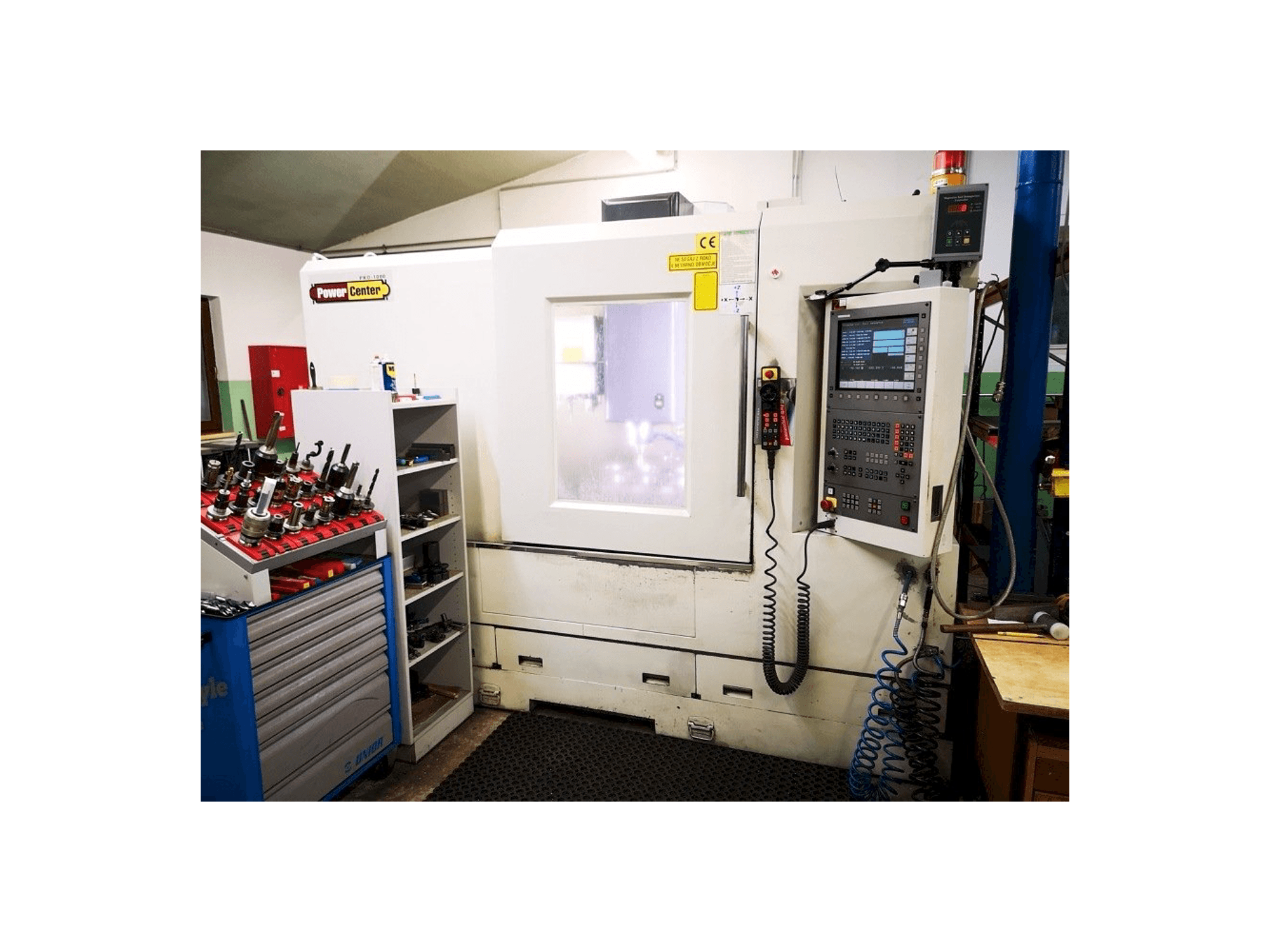 Vista frontale della macchina Hartford PRO-1000S