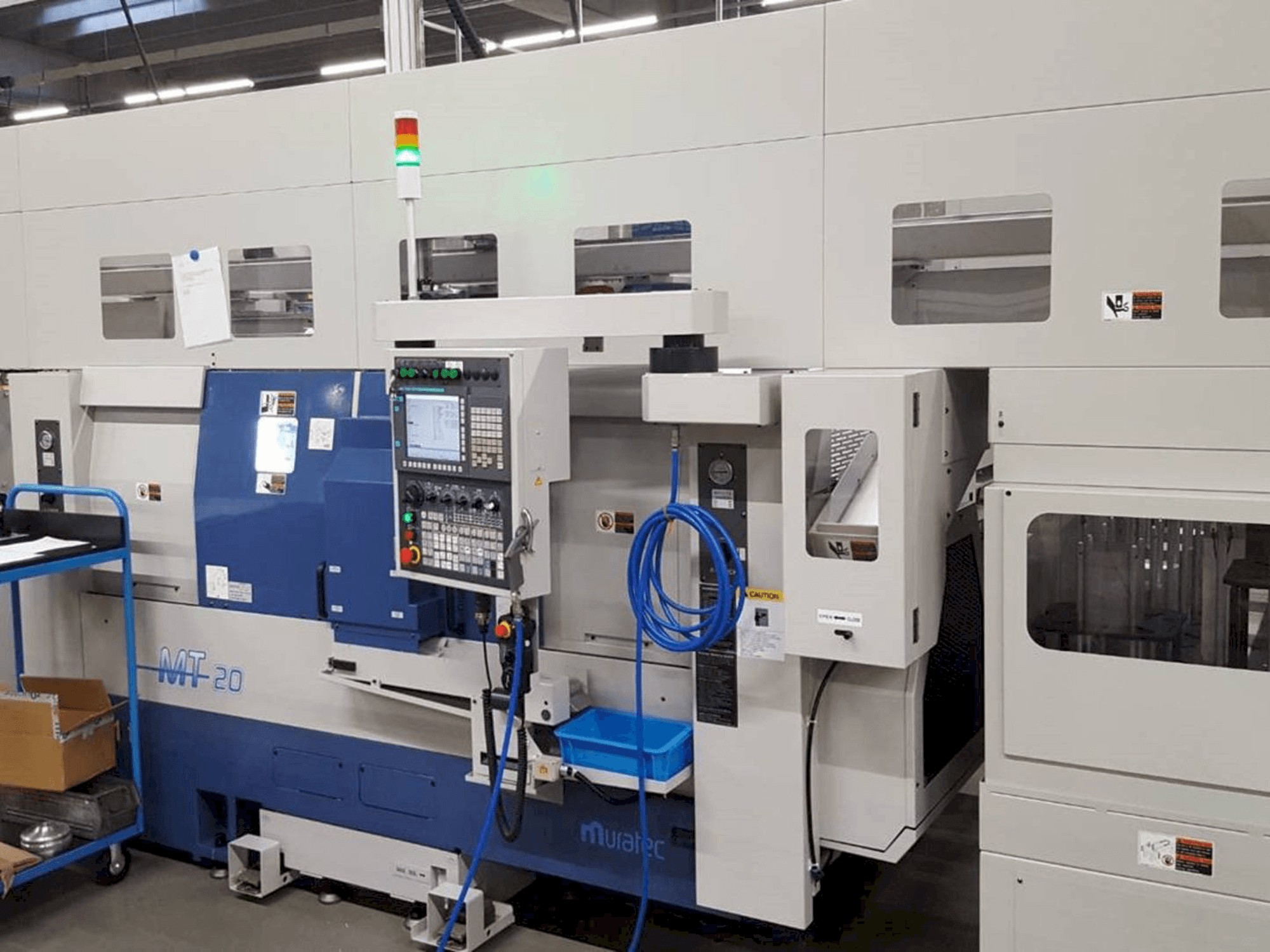 Vista frontale della macchina Muratec MT 20 GYMC