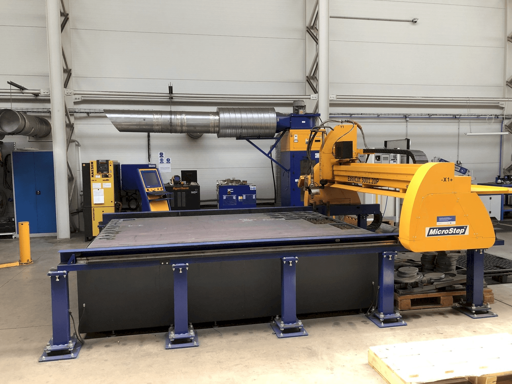 Vista frontale della macchina MicroStep Easy Cut 3001.20P