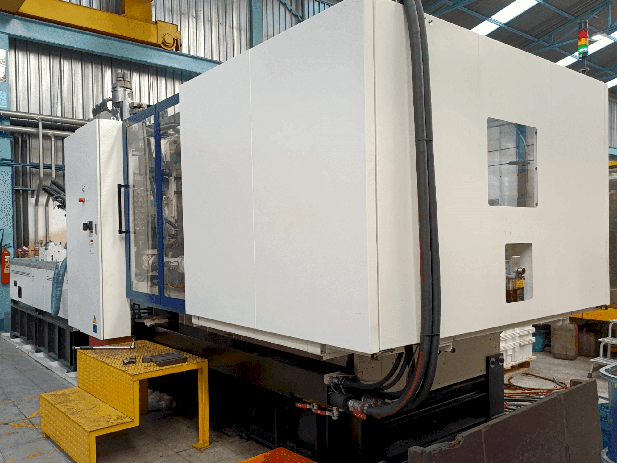 Vista frontale della macchina HAITIAN JU650II