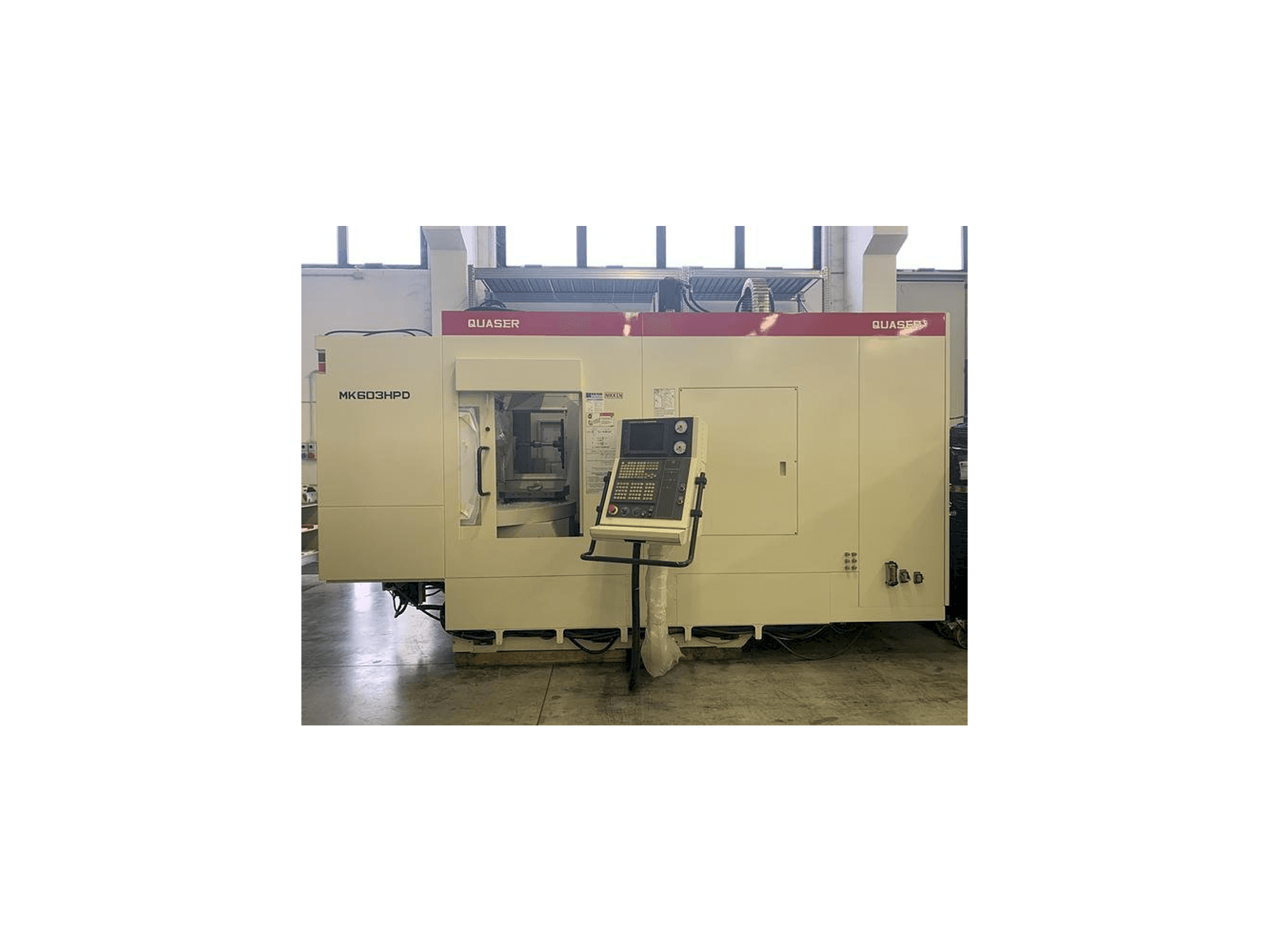 Vista frontale della macchina Quaser MK603HPD