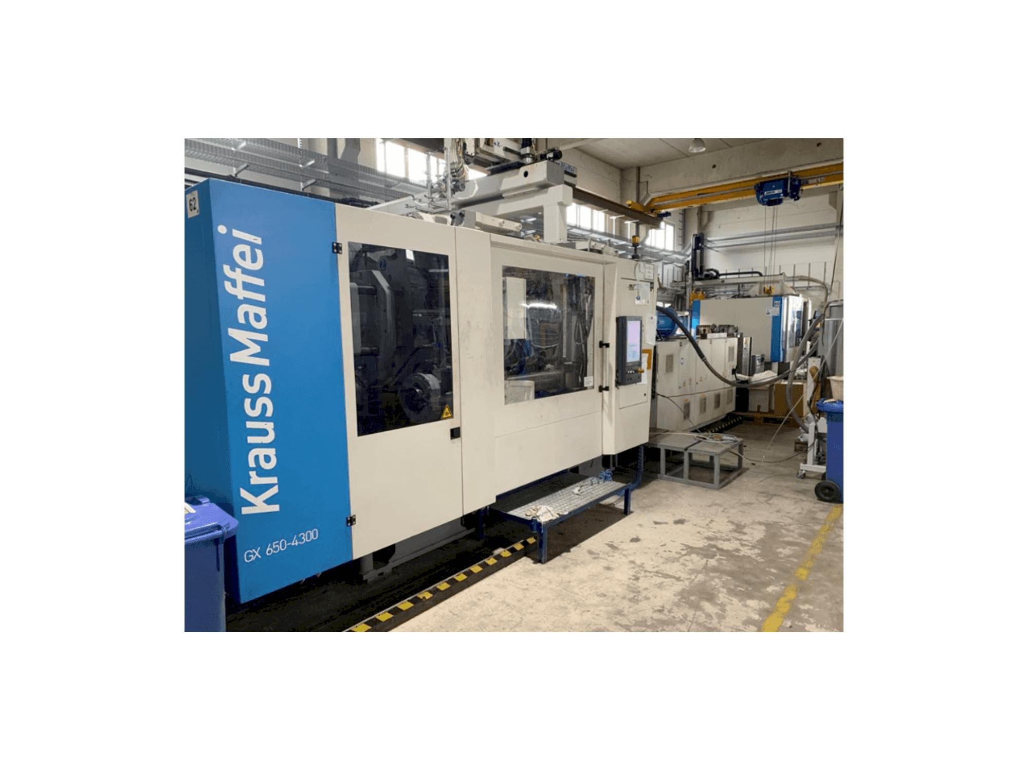 Vista frontale della macchina Krauss Maffei KM650-4300 GX
