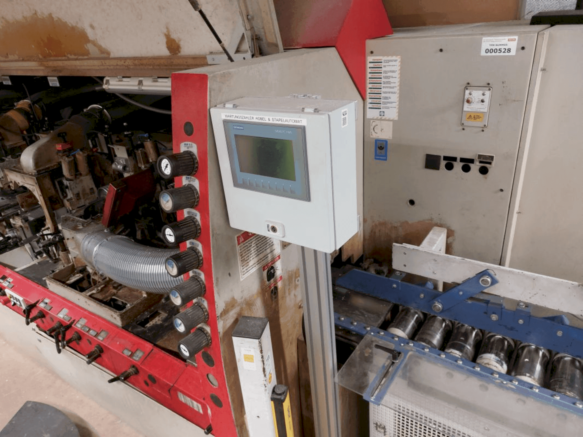 Vista frontale della macchina GABIANNI T-Module 80/1600