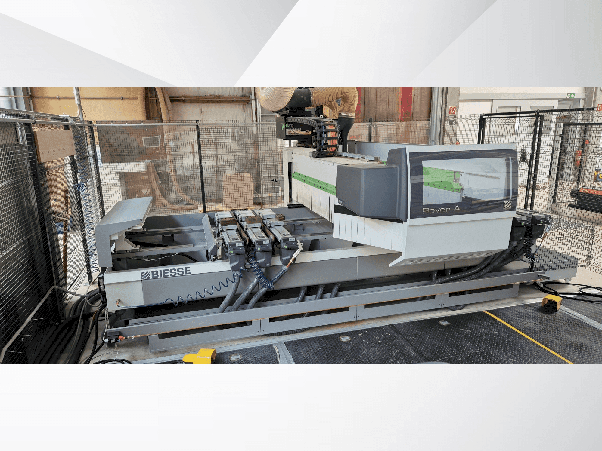 Vista frontale della macchina BIESSE Rover A ATS