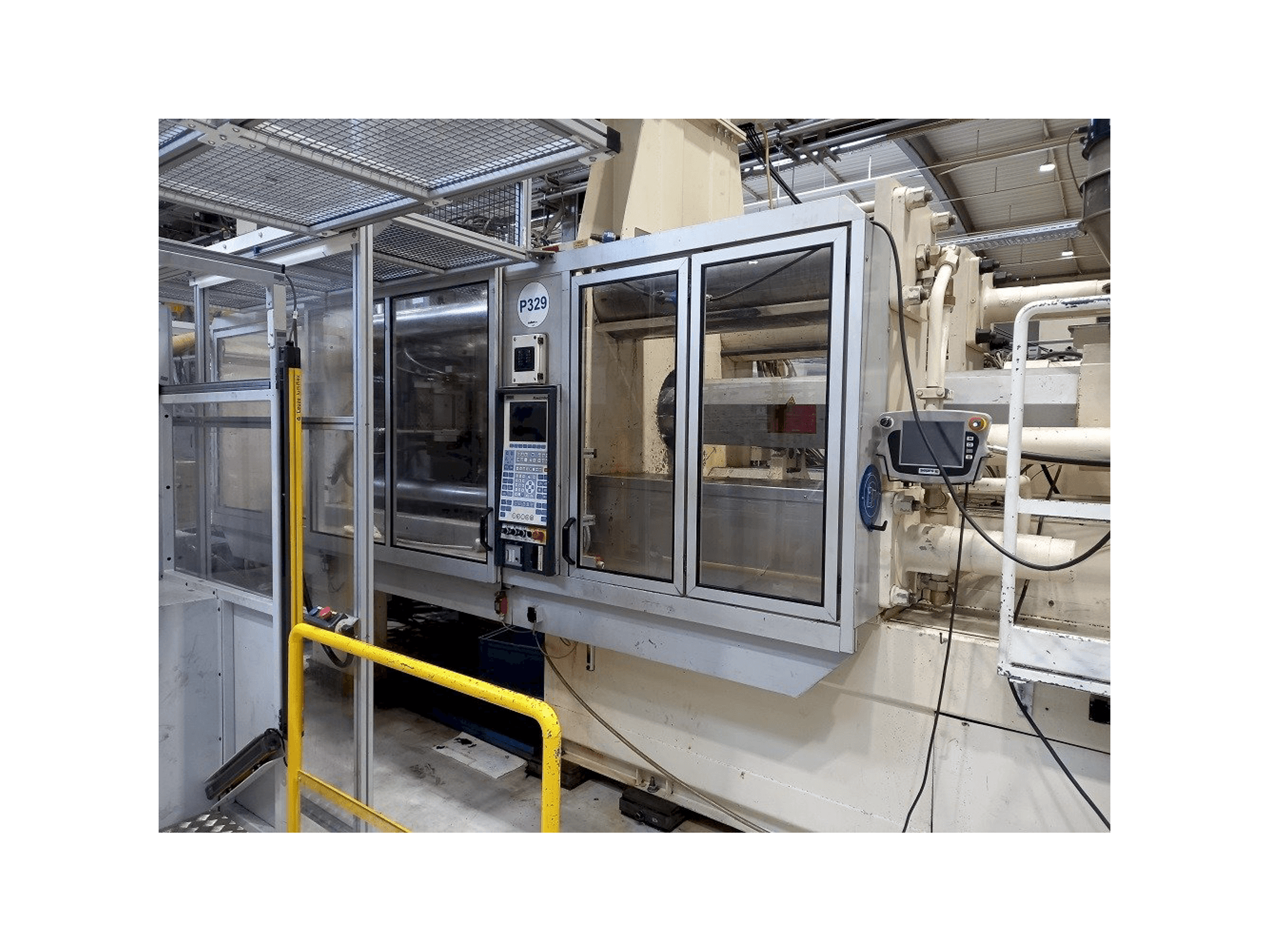 Vista frontale della macchina Krauss Maffei 500 H 3500 C1