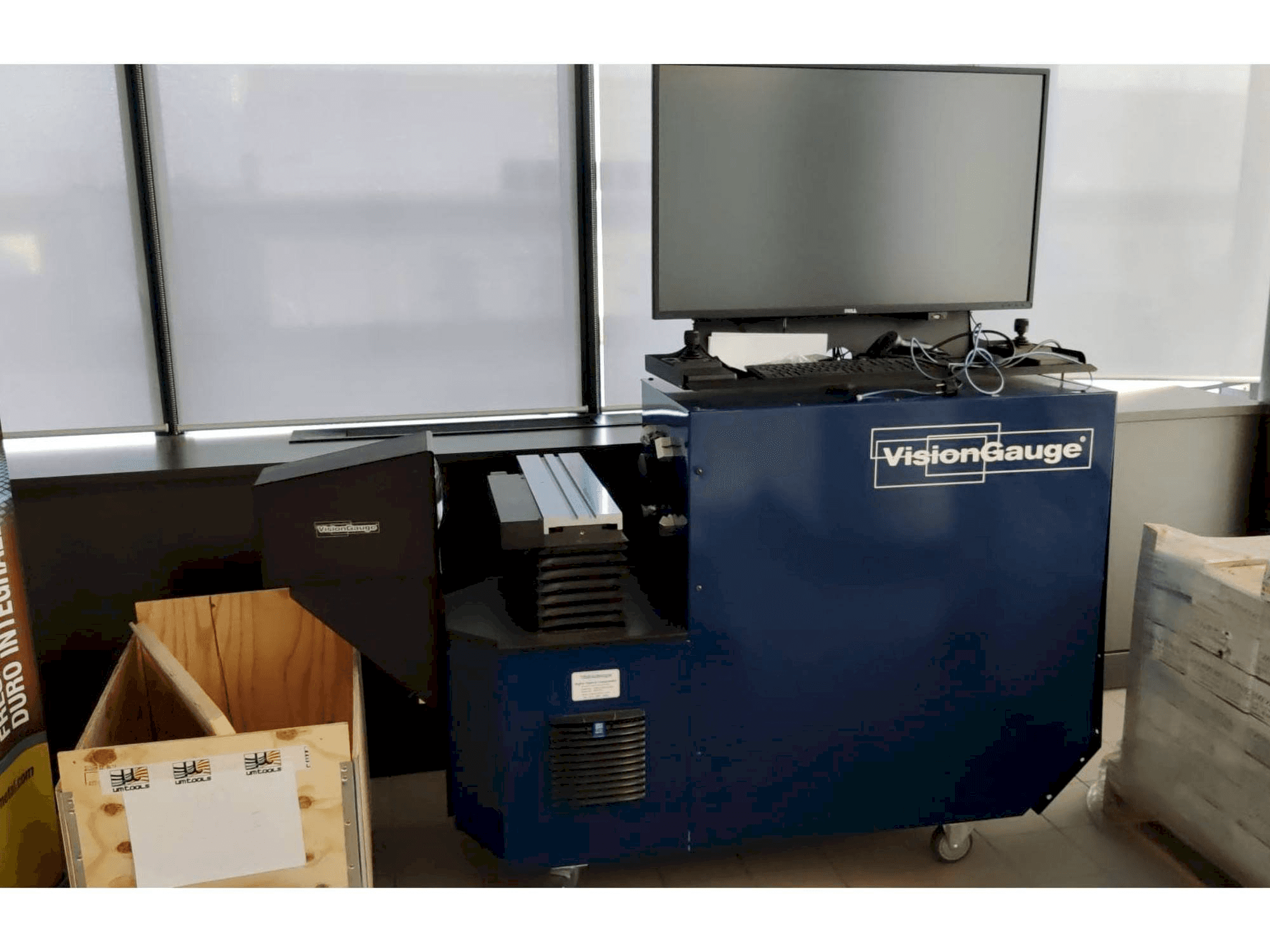 Vista frontale della macchina Vision Gauge 500 series