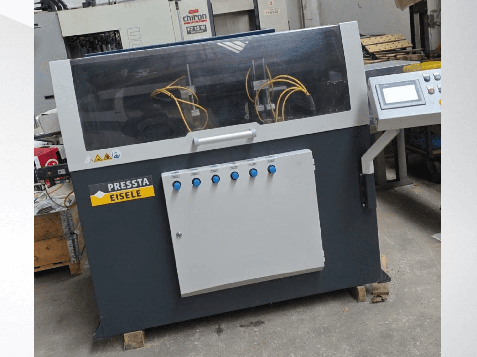 Sega circolare per metalli PRESSTA EISELE, modello PROFILMA 502, vista frontale che mostra il pannello di comando e il coperchio trasparente.