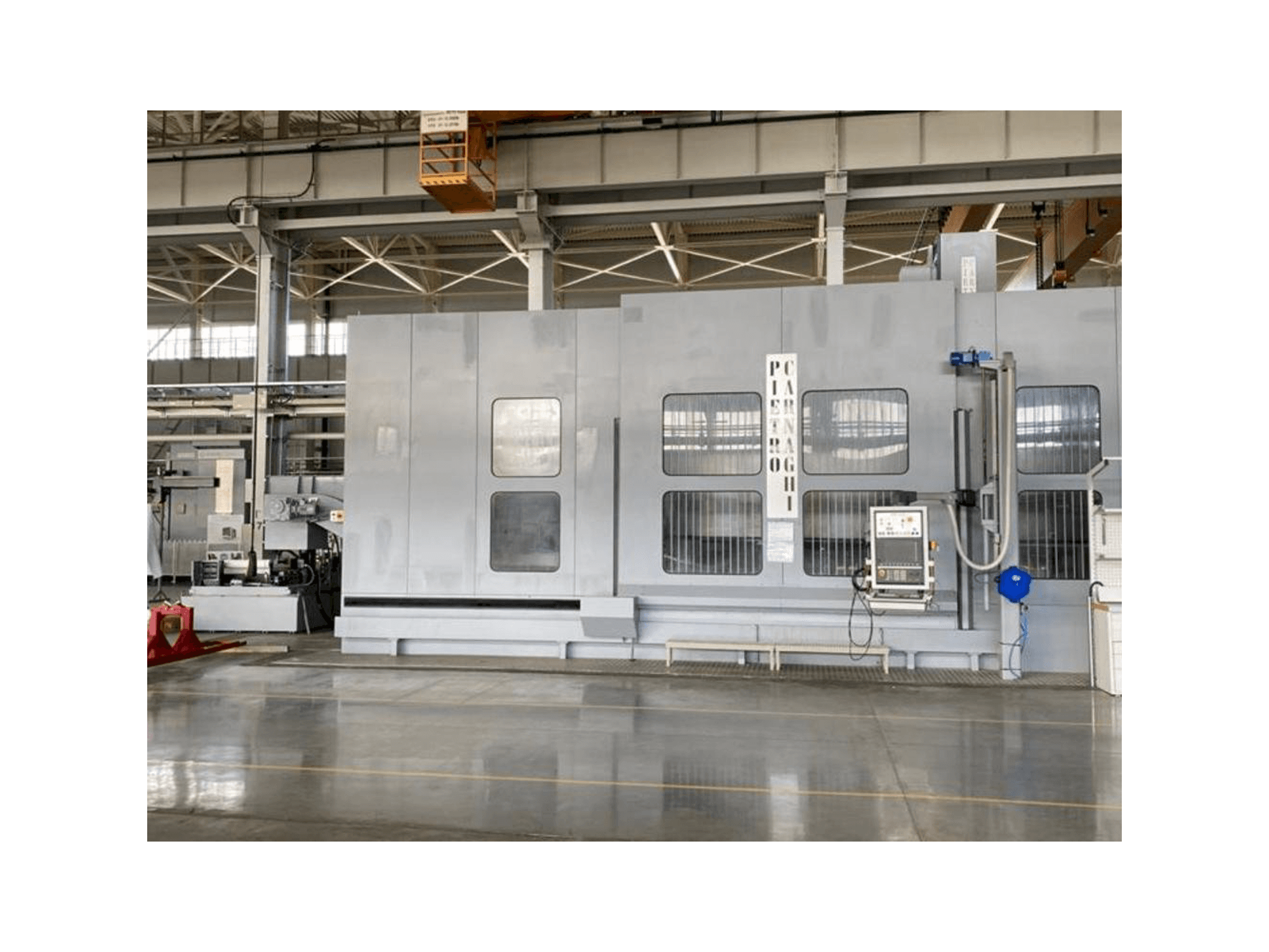 Vista frontale della macchina PIETRO CARNAGHI AC 32TM 2800