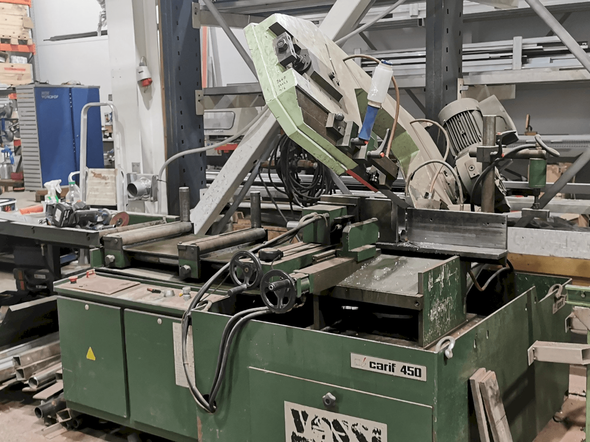 Vista frontale della macchina carif 450 BA