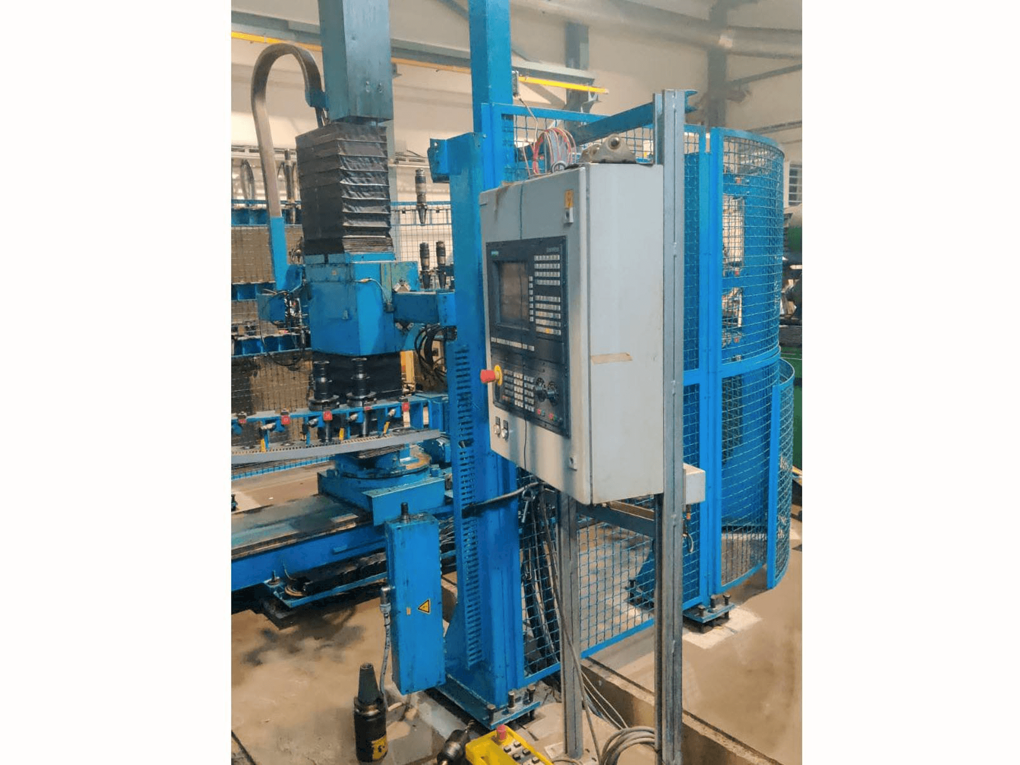 Vista frontale della macchina PEGARD Precivit 2S PCV 1000