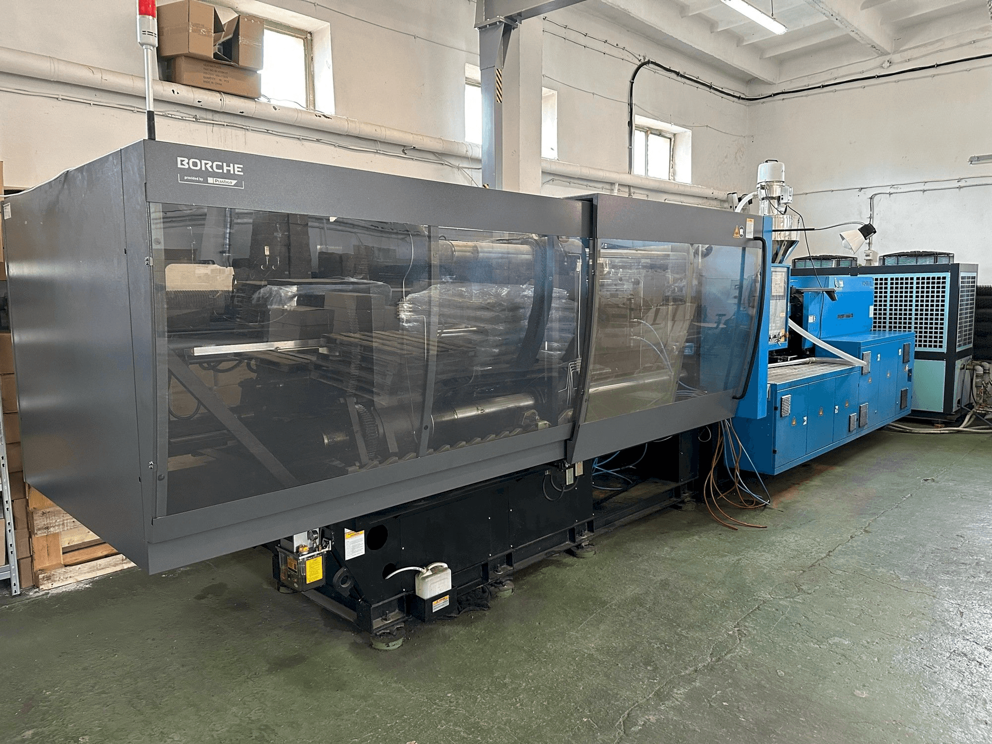 Vista frontale della macchina BORCHÊ BS400 Economic