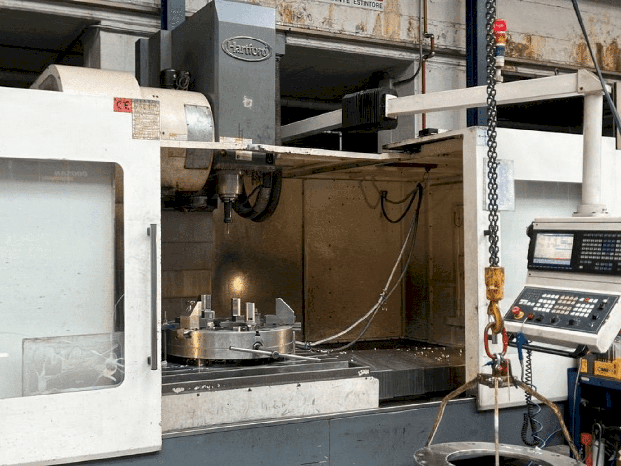 Vista frontale della macchina HARTFORD HCMC 18