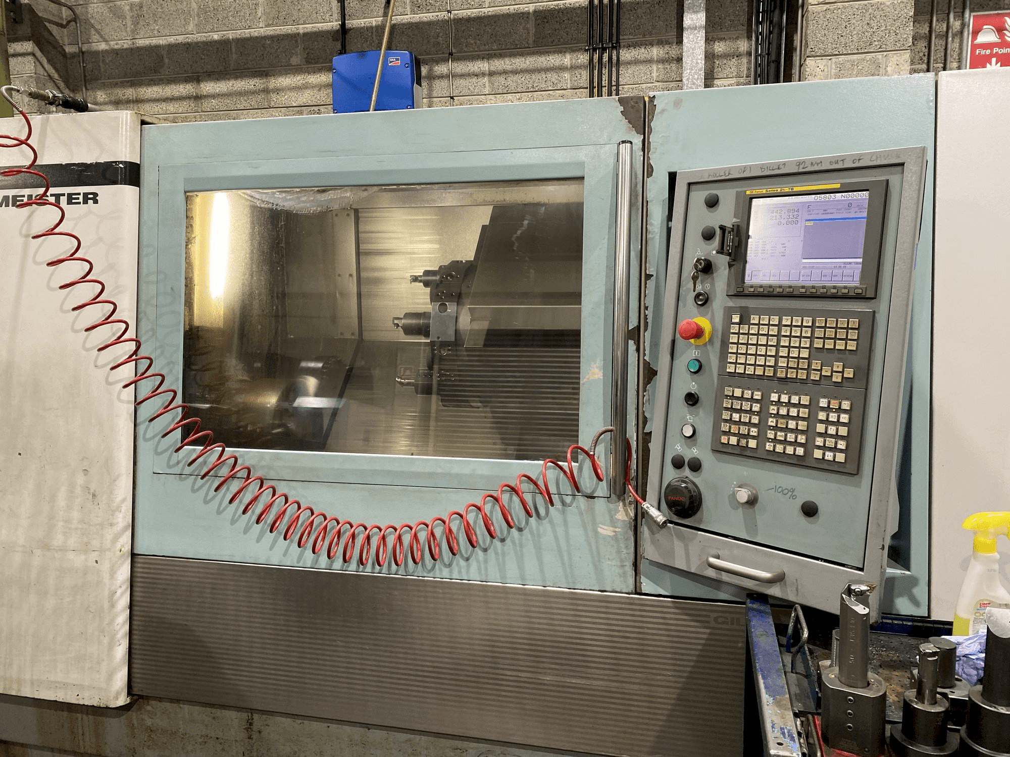 Vista frontale della macchina Gildemeister CTX 510