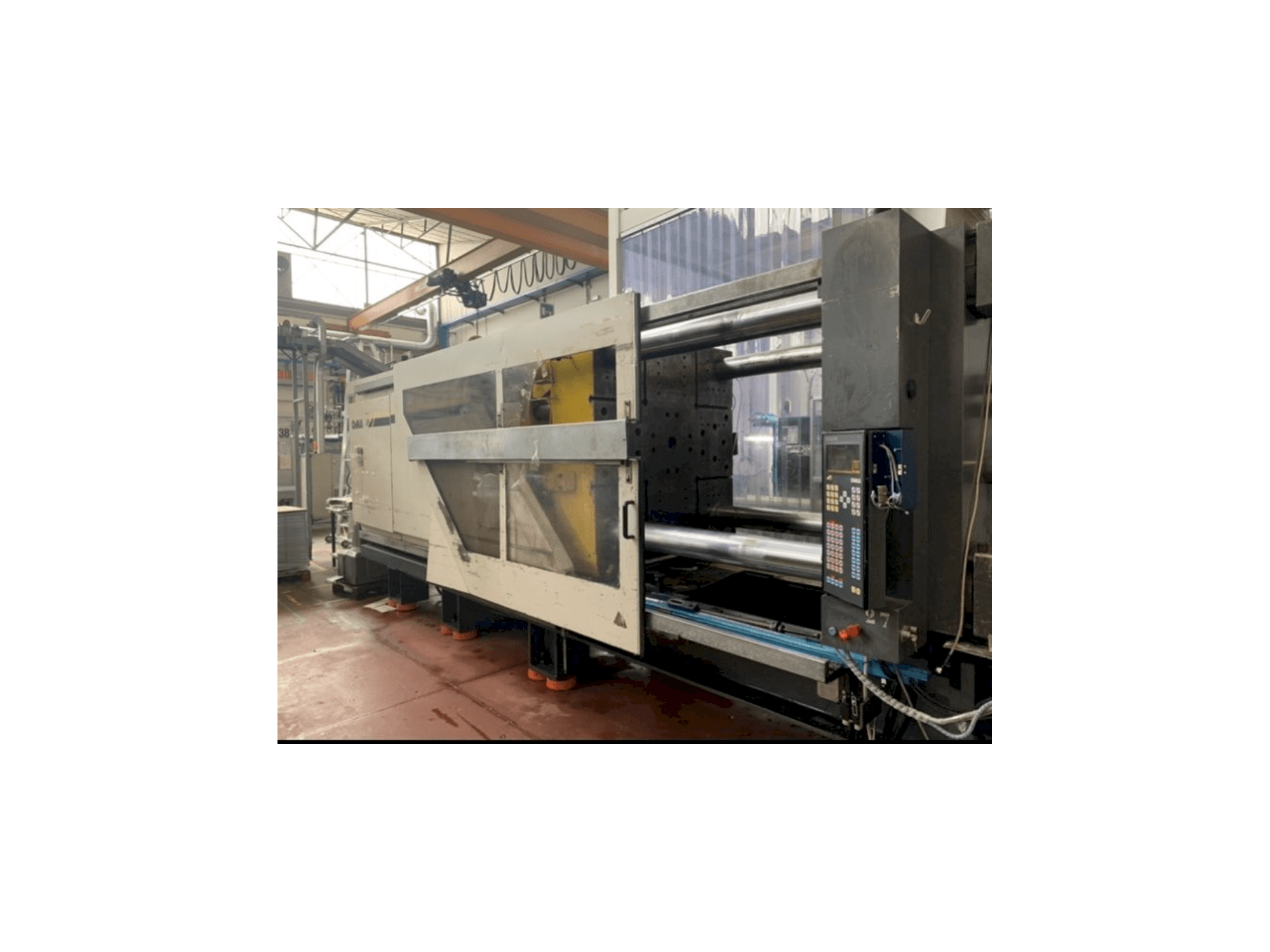 Vista frontale della macchina OiMA STRATOS 8500/900 S