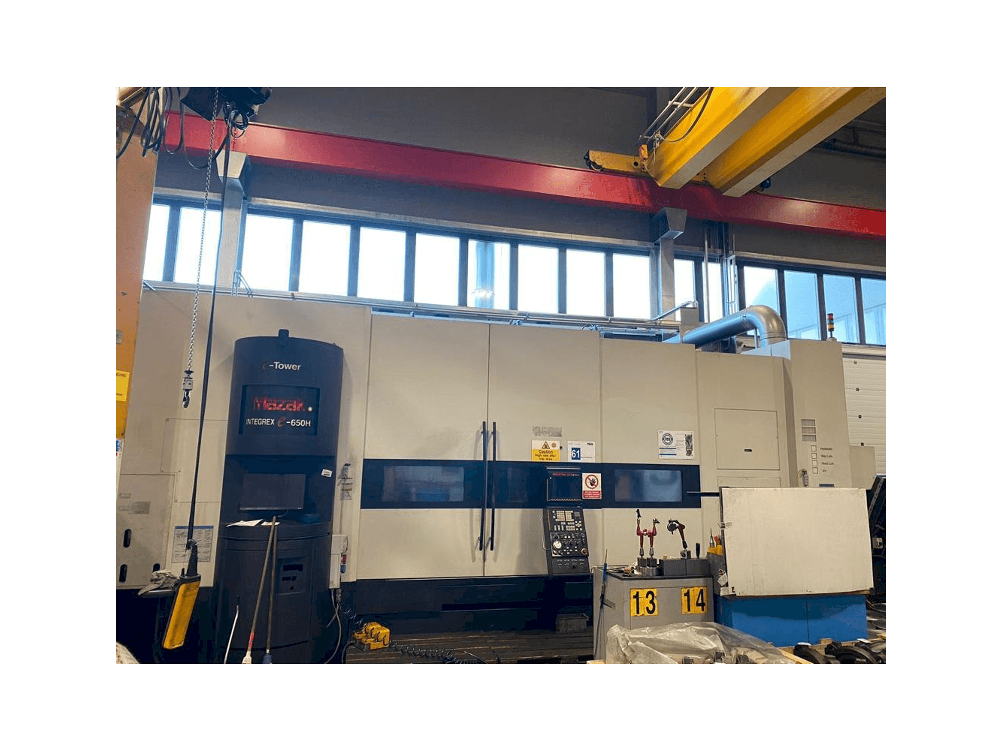 Vista frontale della macchina Mazak Integrex E650H x 3000mm