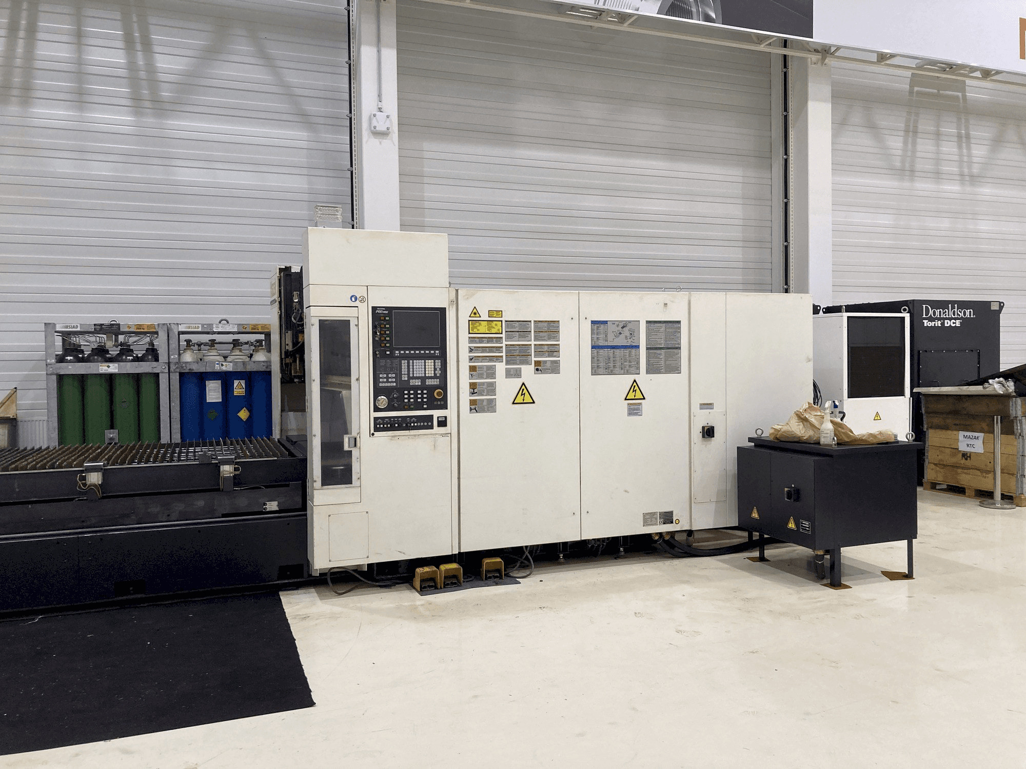 Vista frontale della macchina Mazak Super Turbo-X 510 MK III RTC