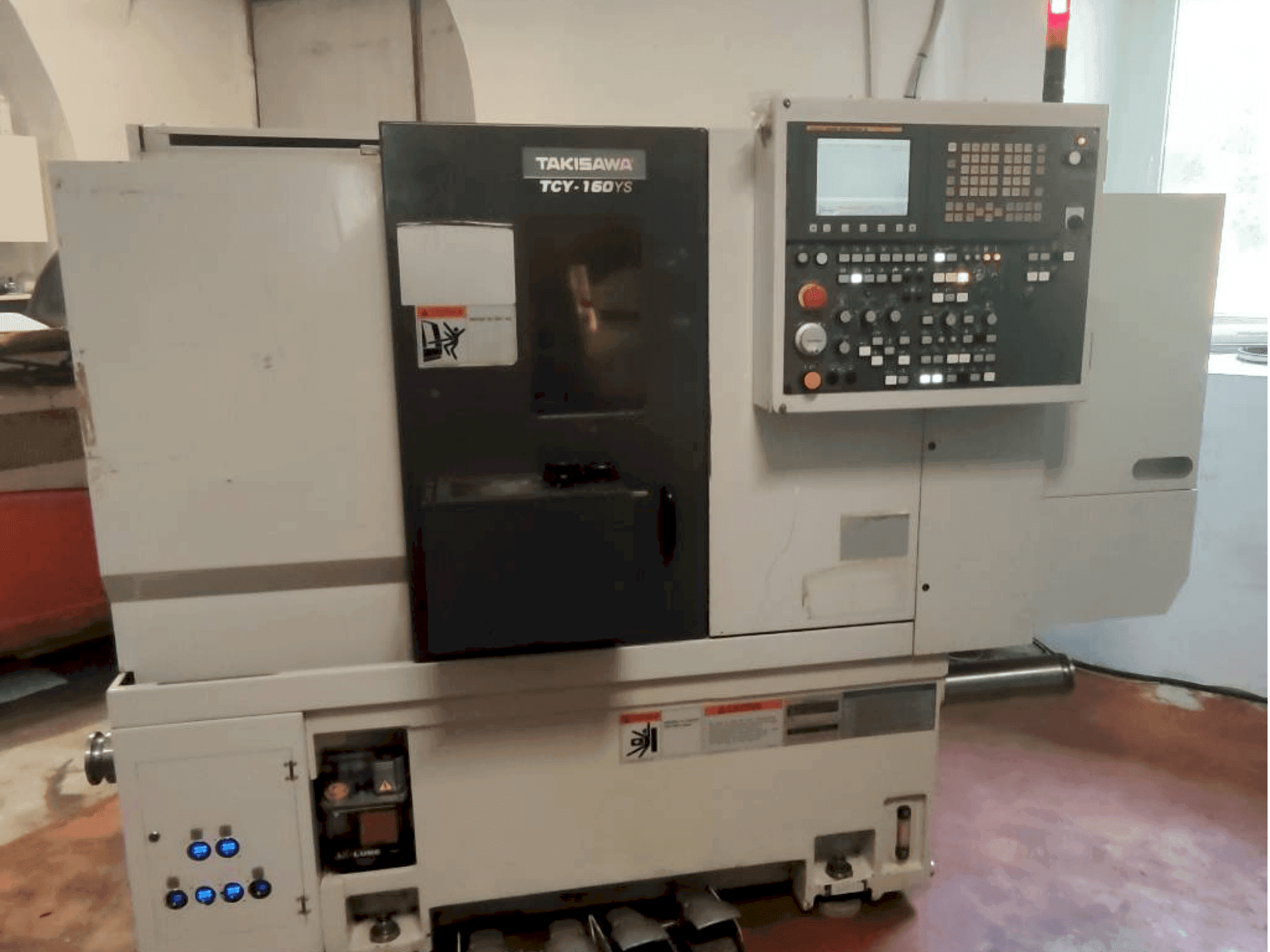 Vista frontale della macchina Takisawa TCY-160YS L3